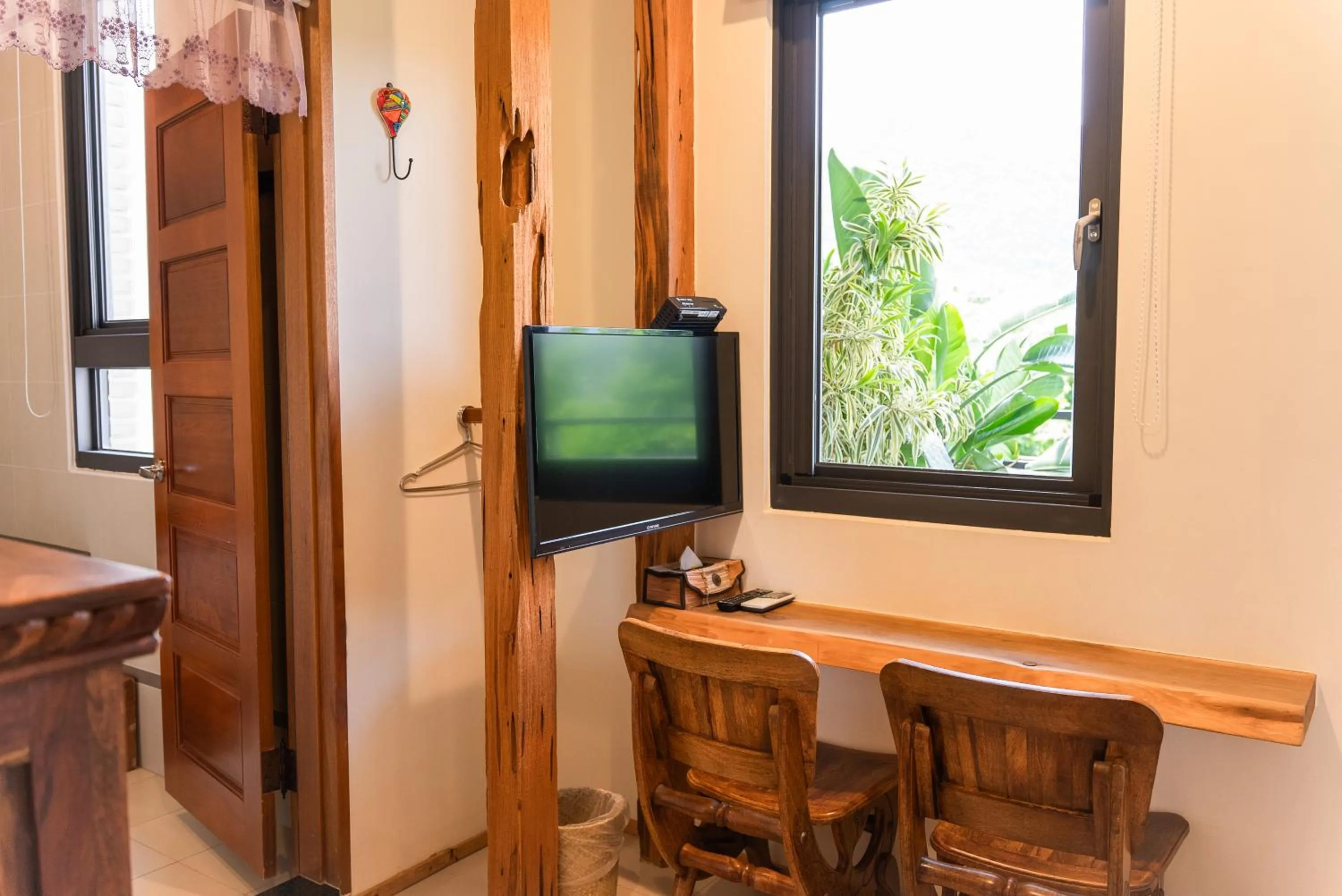 TV and multimedia in Jiaoxi Song Tian B&B