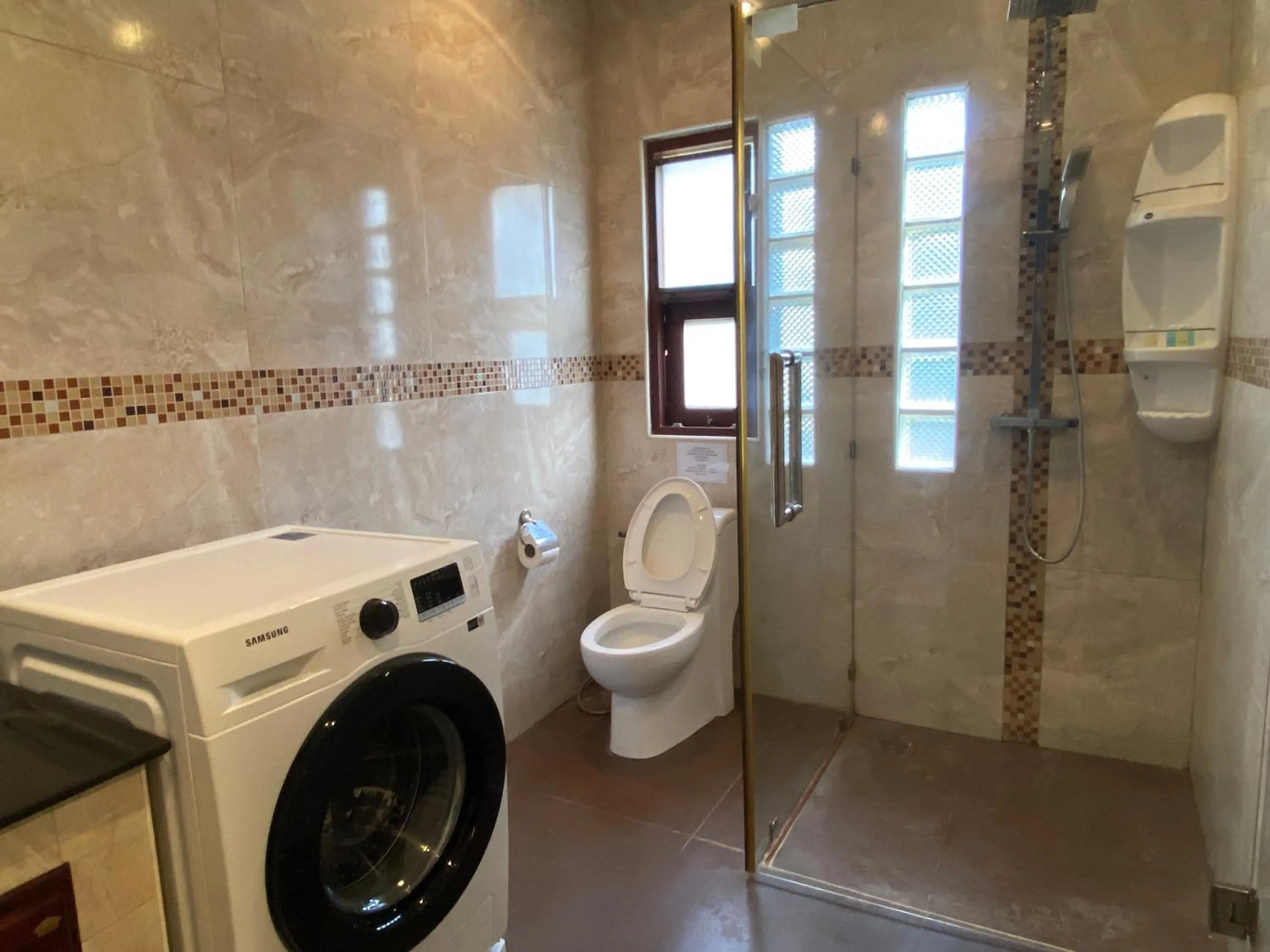 Shower in Samui Green Life