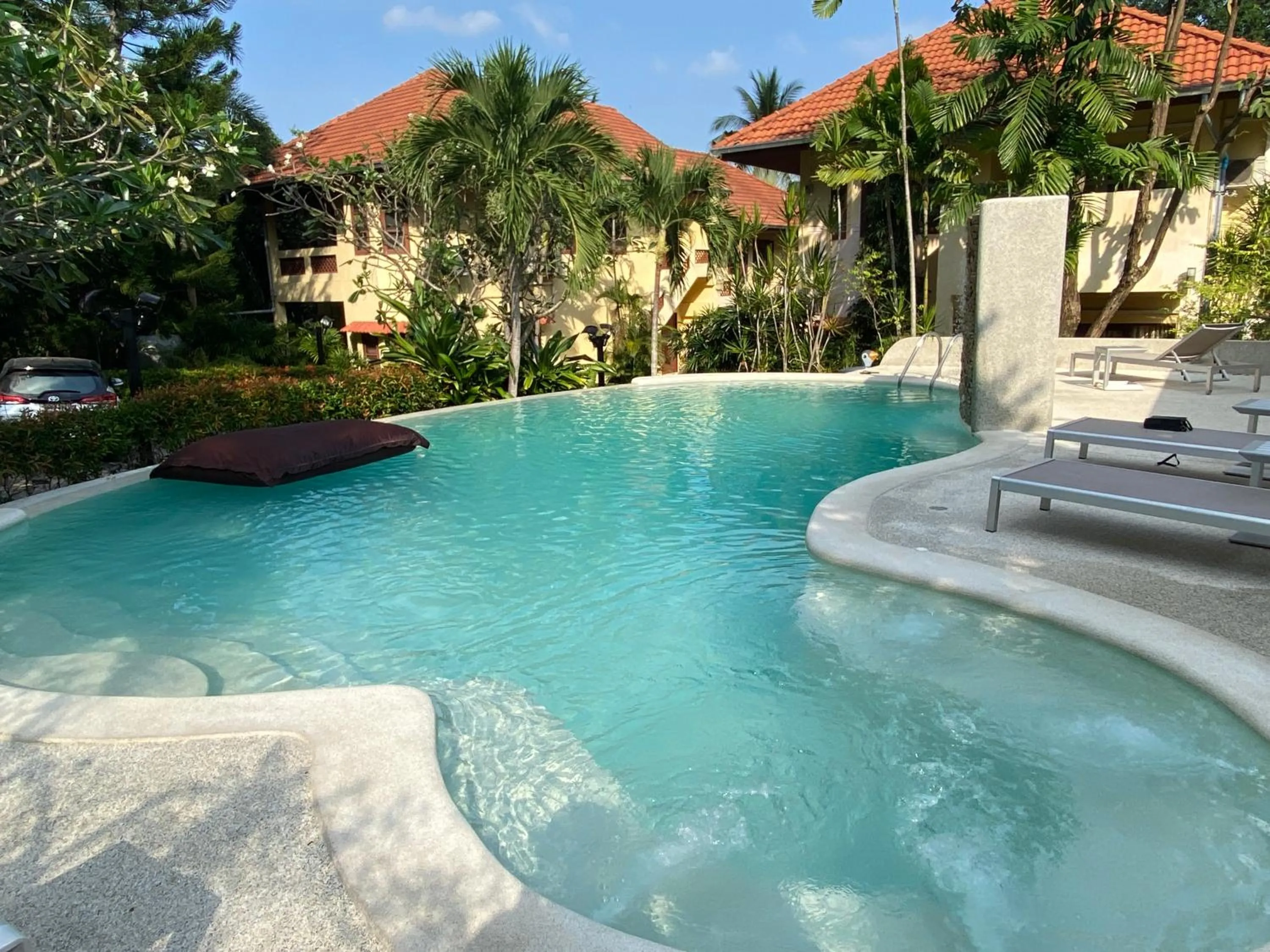 Hot Tub in Samui Green Life