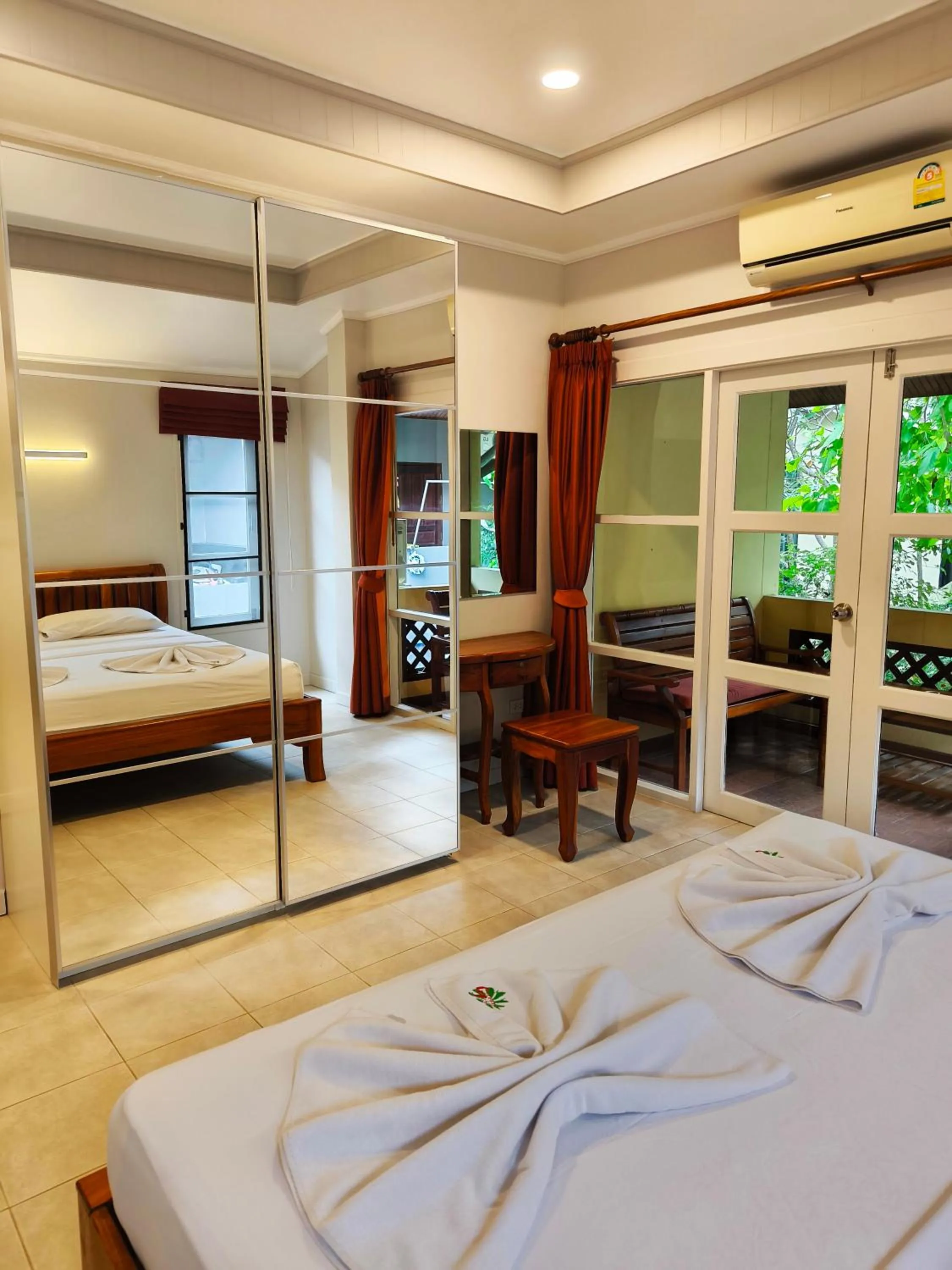 Bed in Samui Green Life