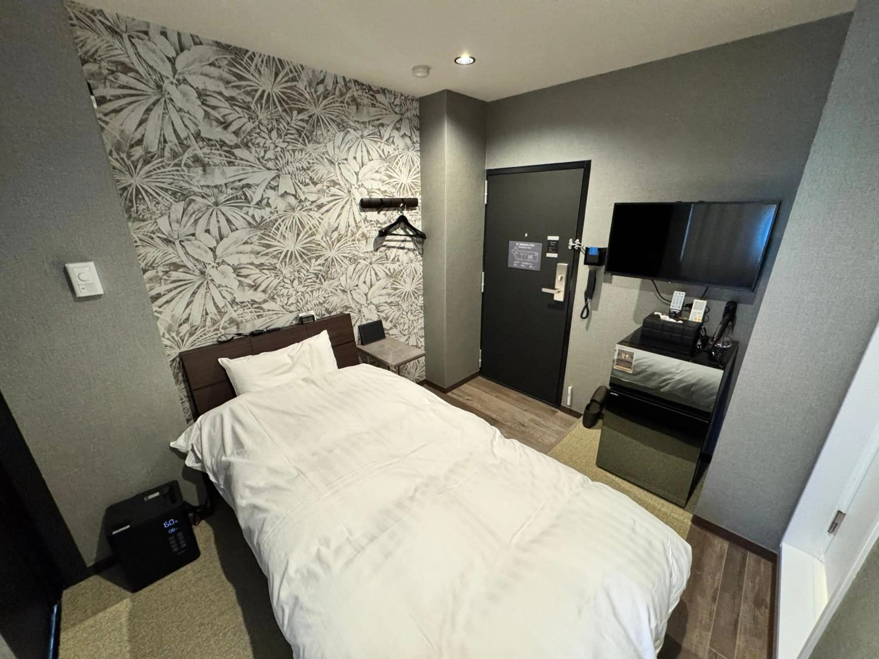 Photo of the whole room, Bed in Sauna Hotel Gifu