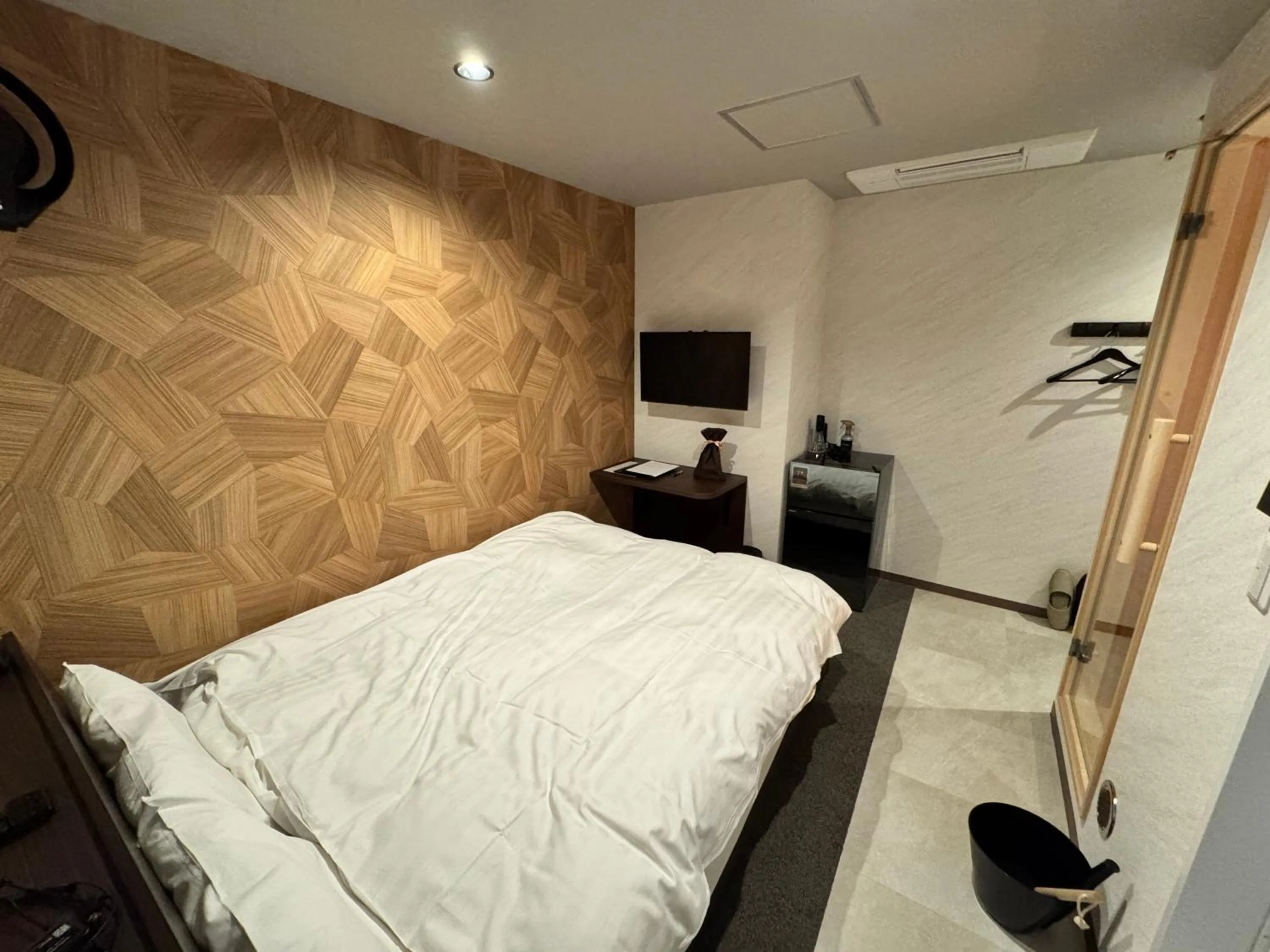 Photo of the whole room, Bed in Sauna Hotel Gifu