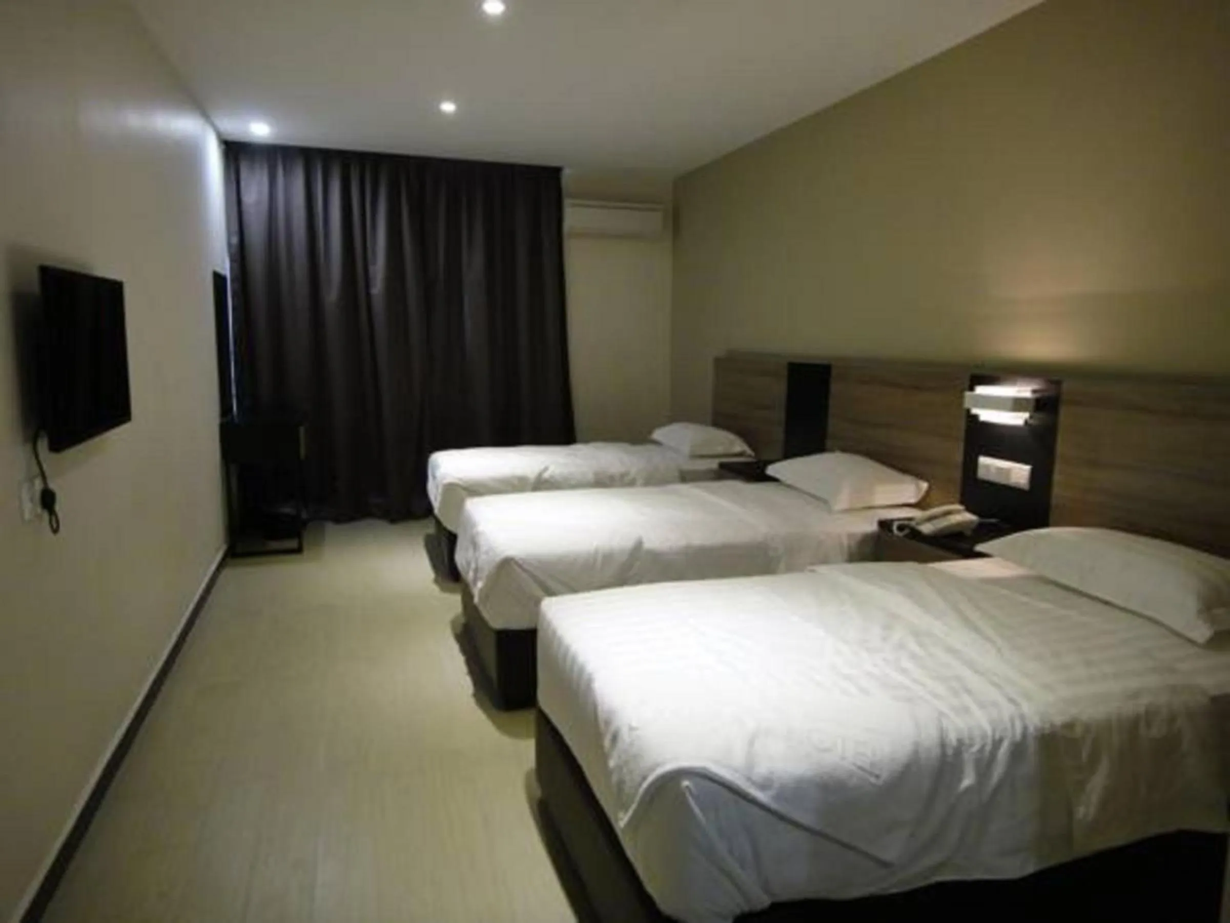 Bedroom, Bed in Galaxy Hotel SIMPANG AMPAT