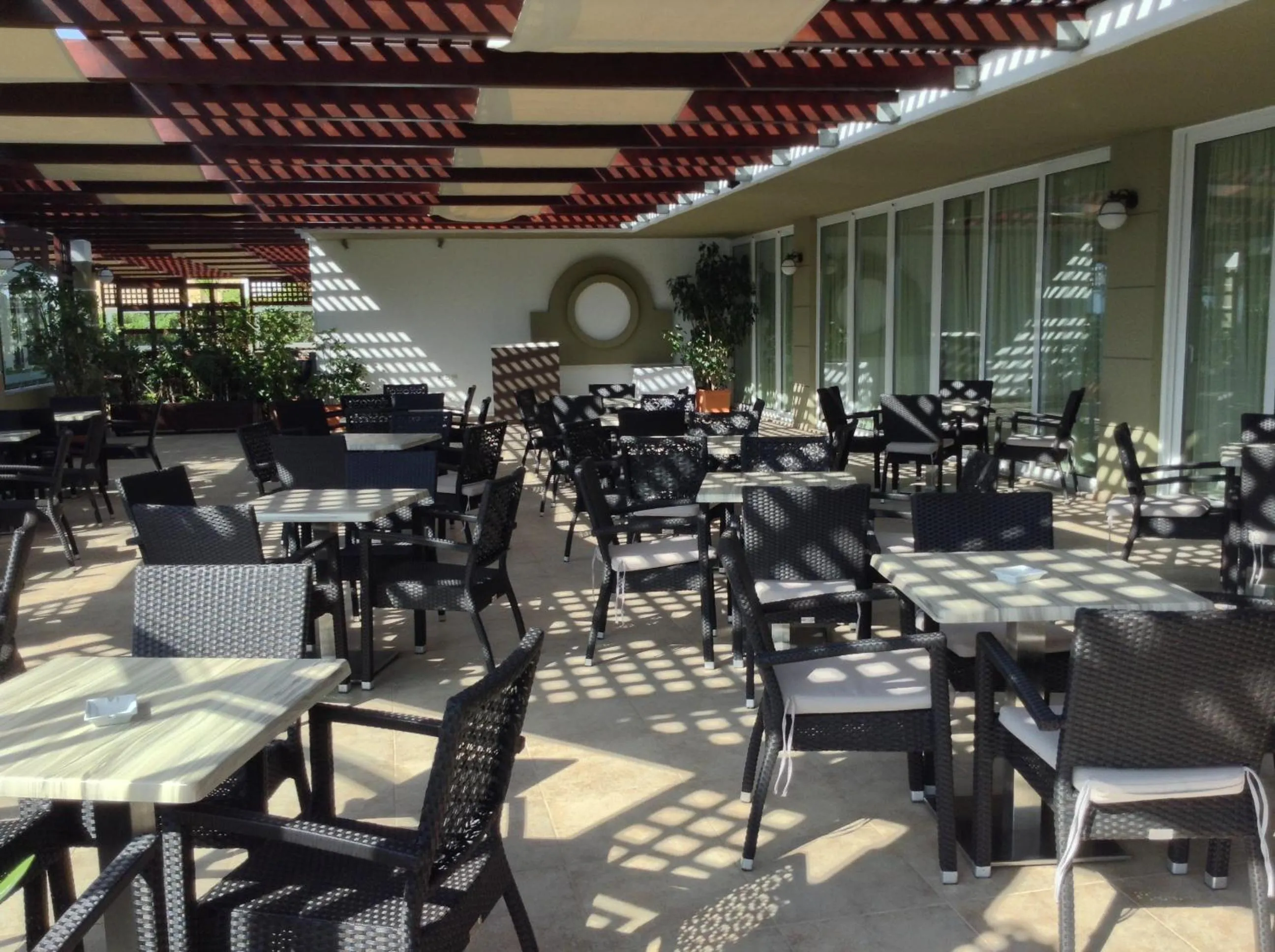 Restaurant/places to eat in Sirene Beach Hotel