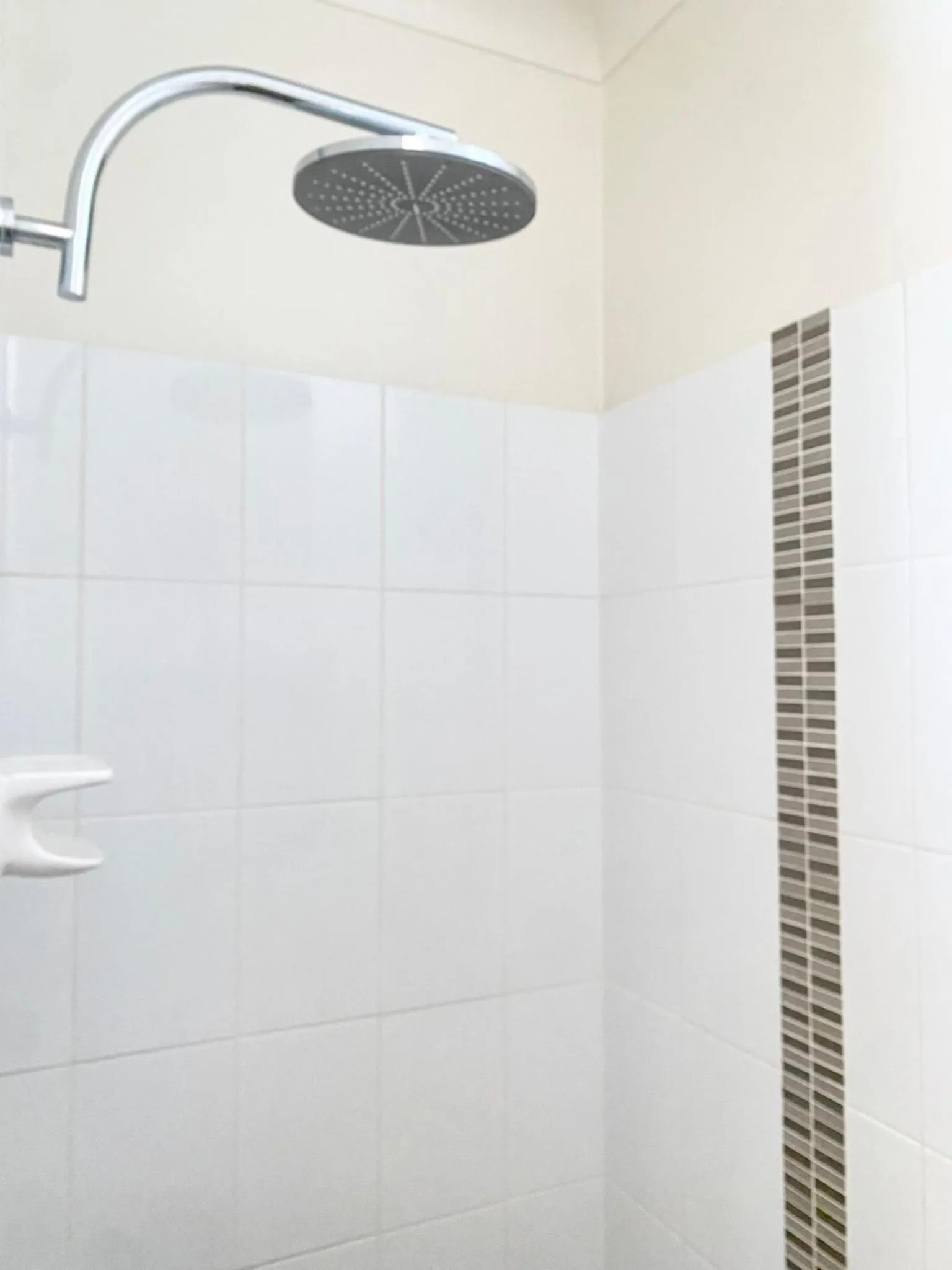 Shower in Paradise Motel Busselton