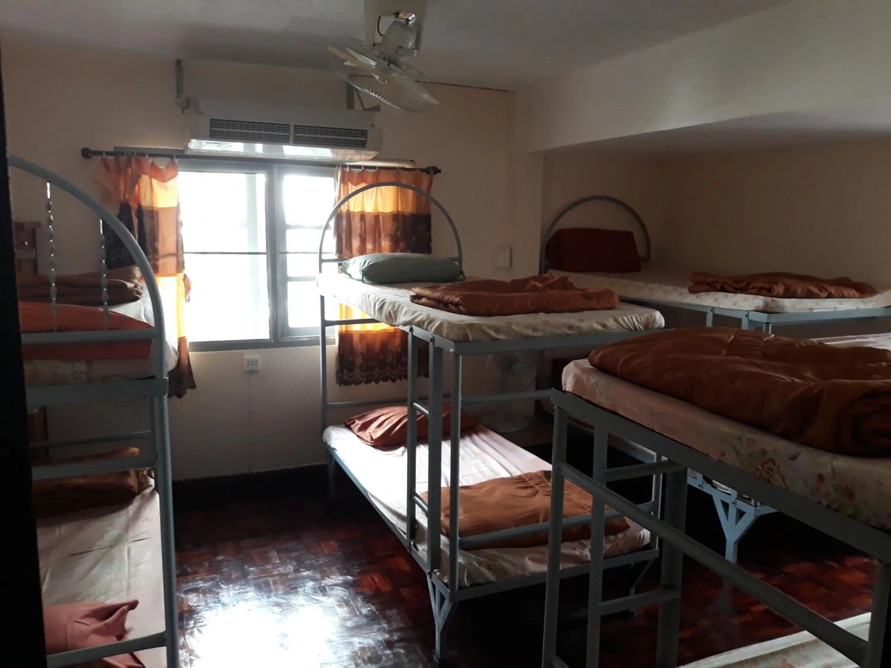 bunk bed, Bed in Dutch Guest้้house Chiang Mai