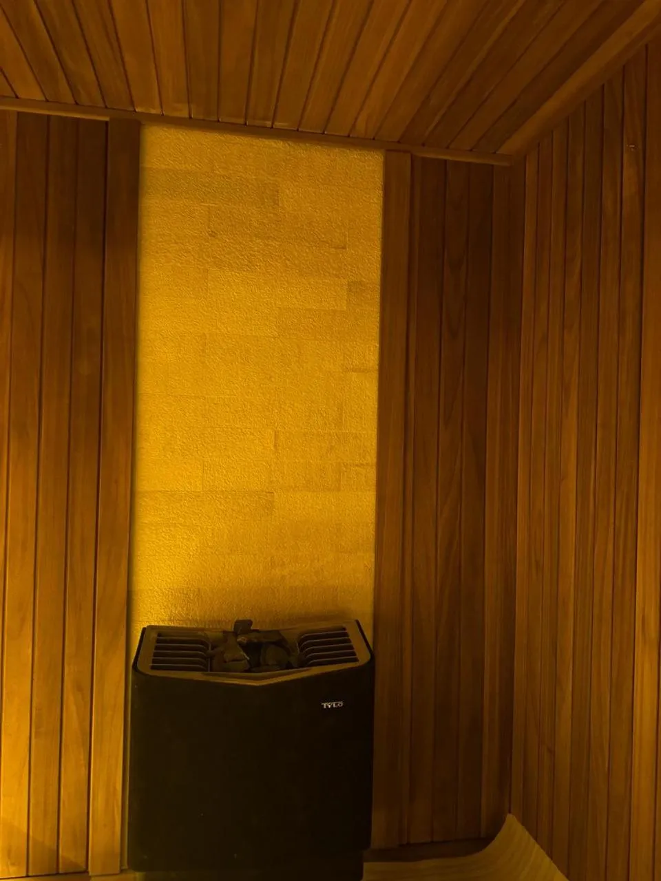 Luxury Premium Finese