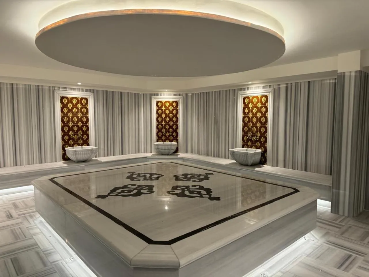 Luxury Premium Finese