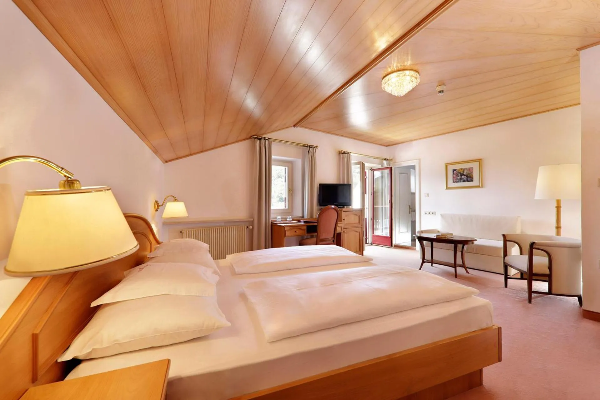 Bedroom in Hotel Mühle Mayer