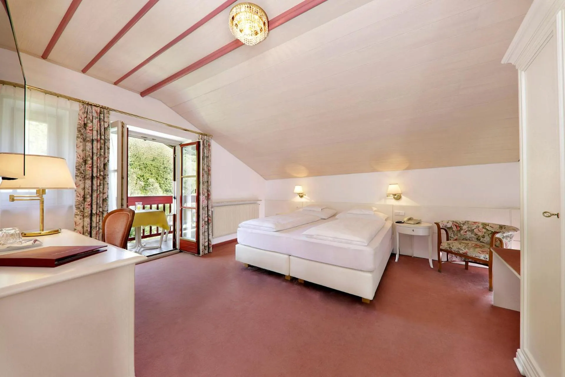 Bedroom in Hotel Mühle Mayer