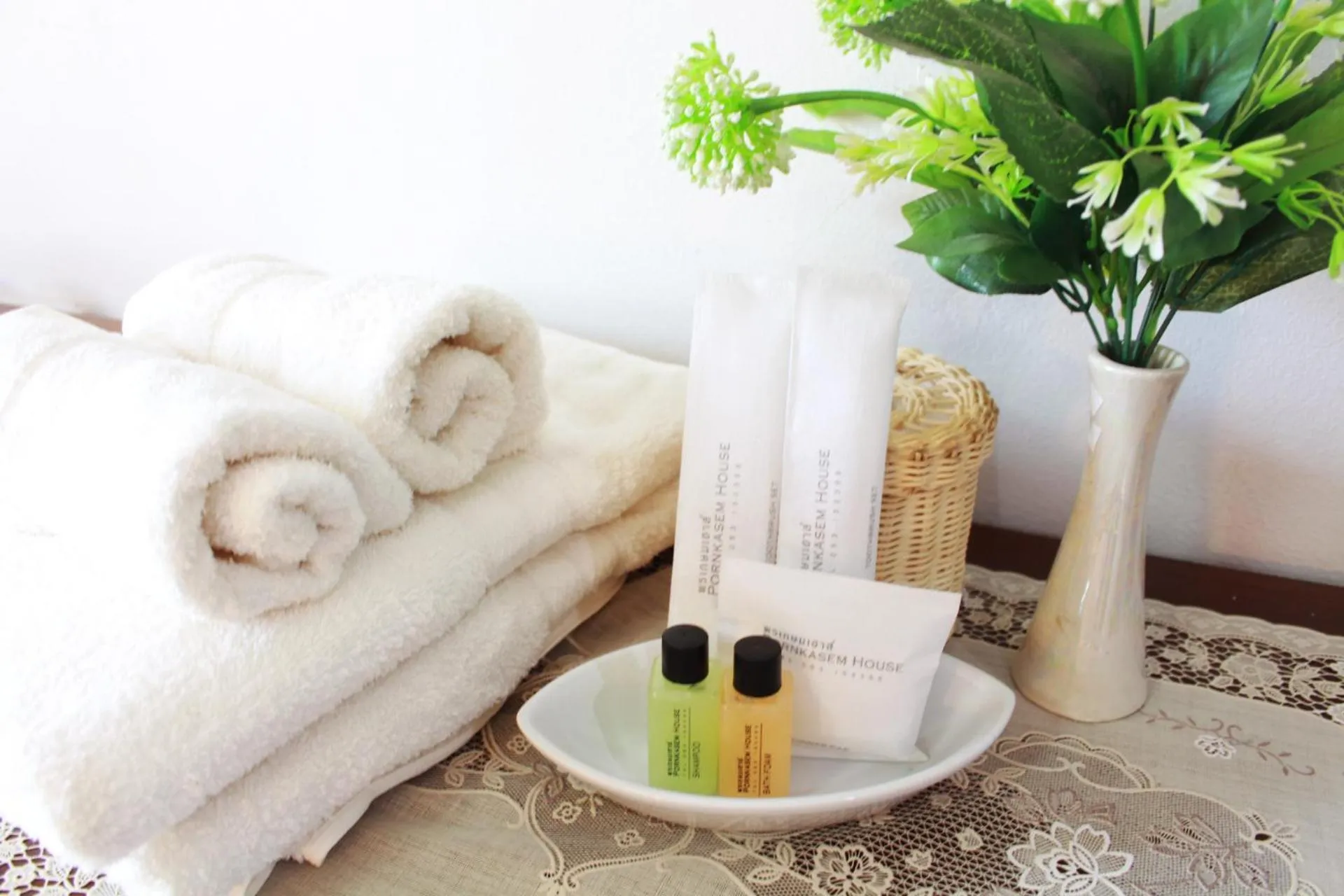 Bathroom in Pornkasem House