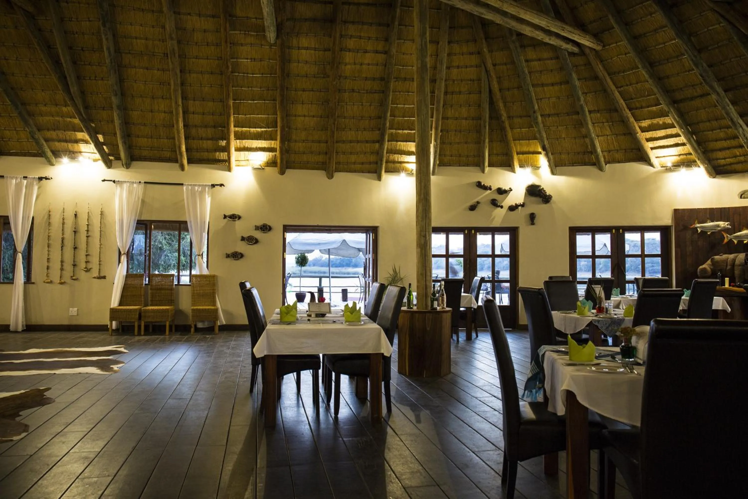 Restaurant/places to eat in Gondwana Hakusembe River Lodge