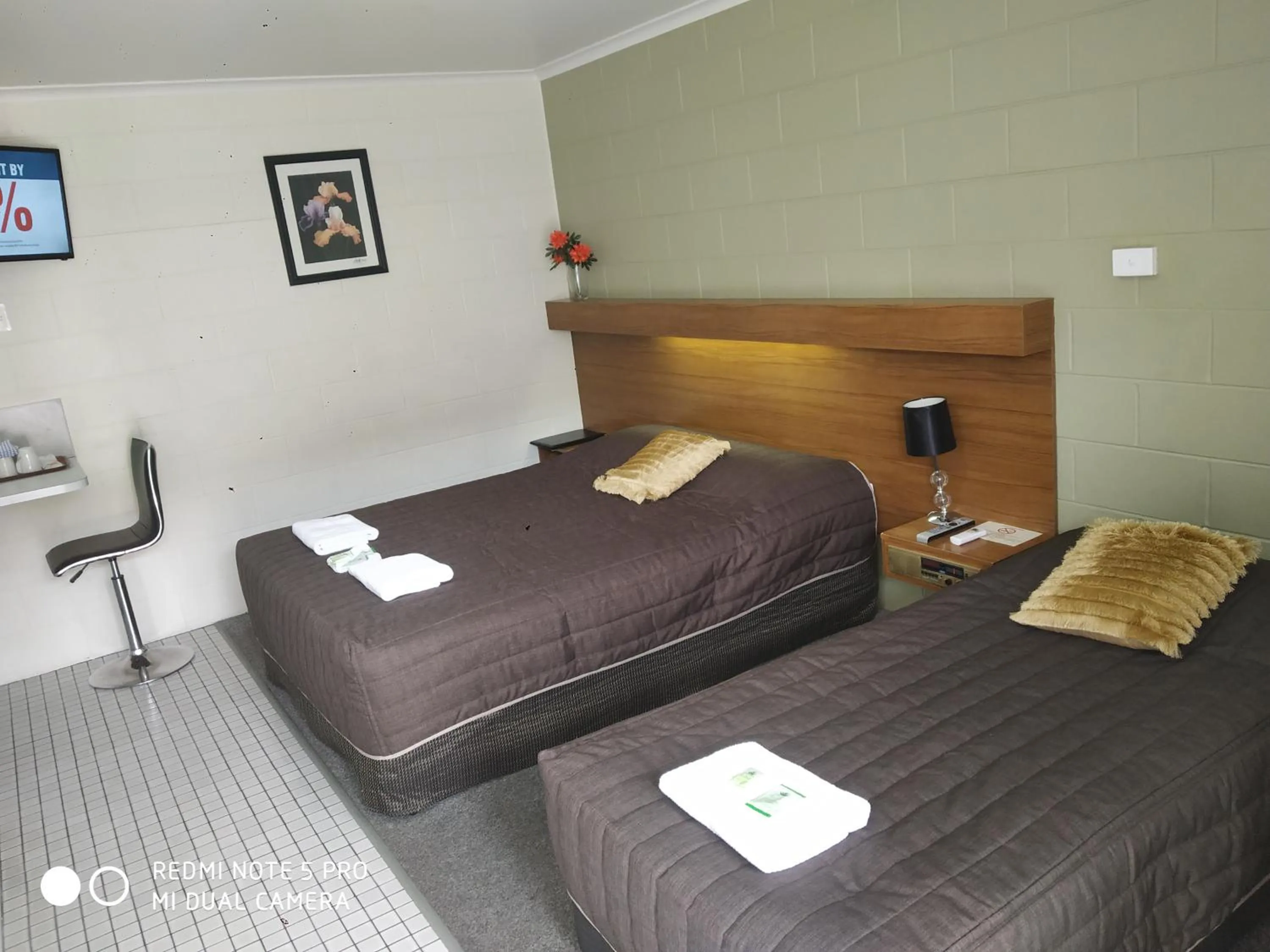 Bed in Albury Central Motel