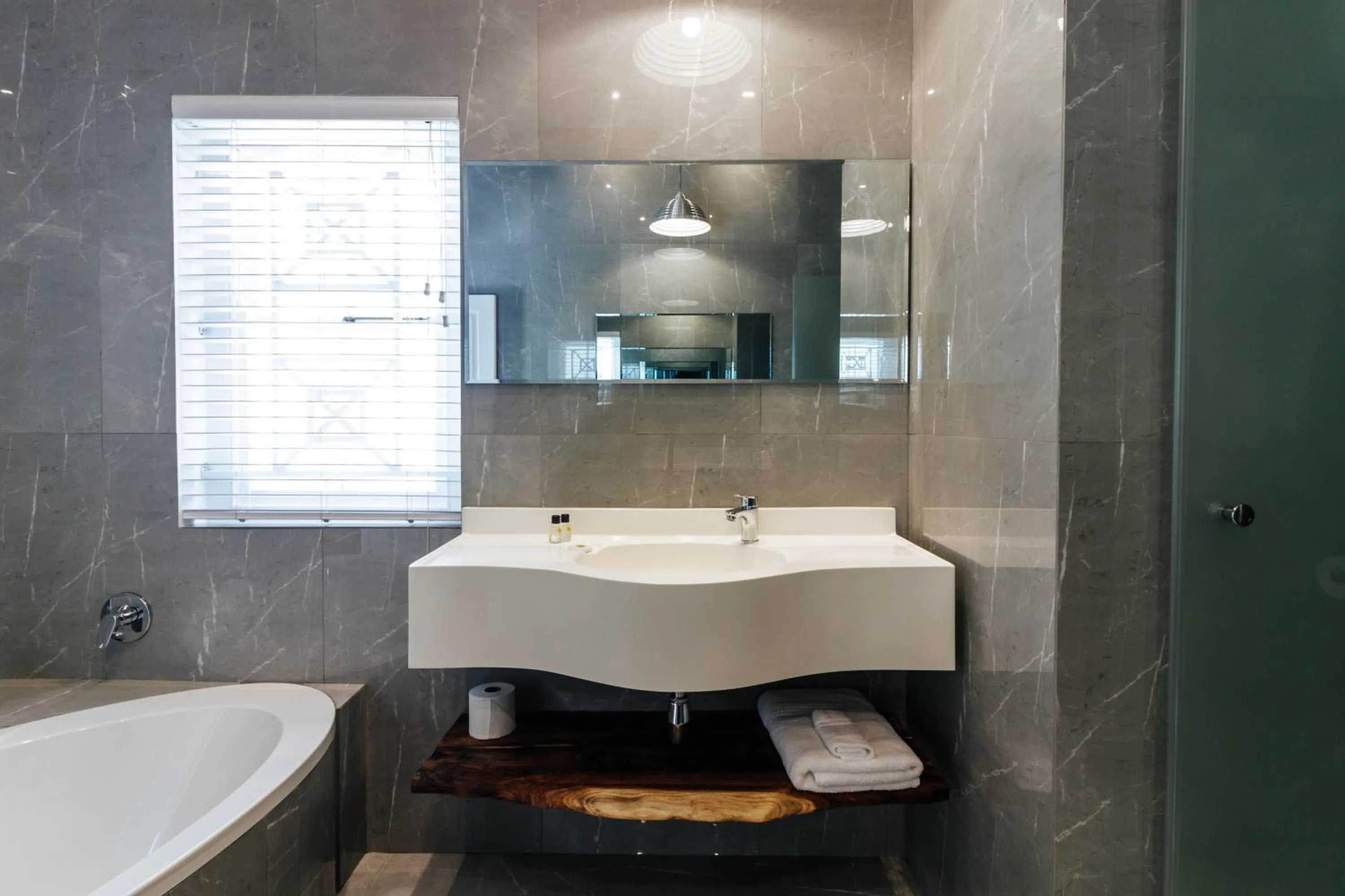 Bathroom in Fleur du Soleil Luxury Guesthouse