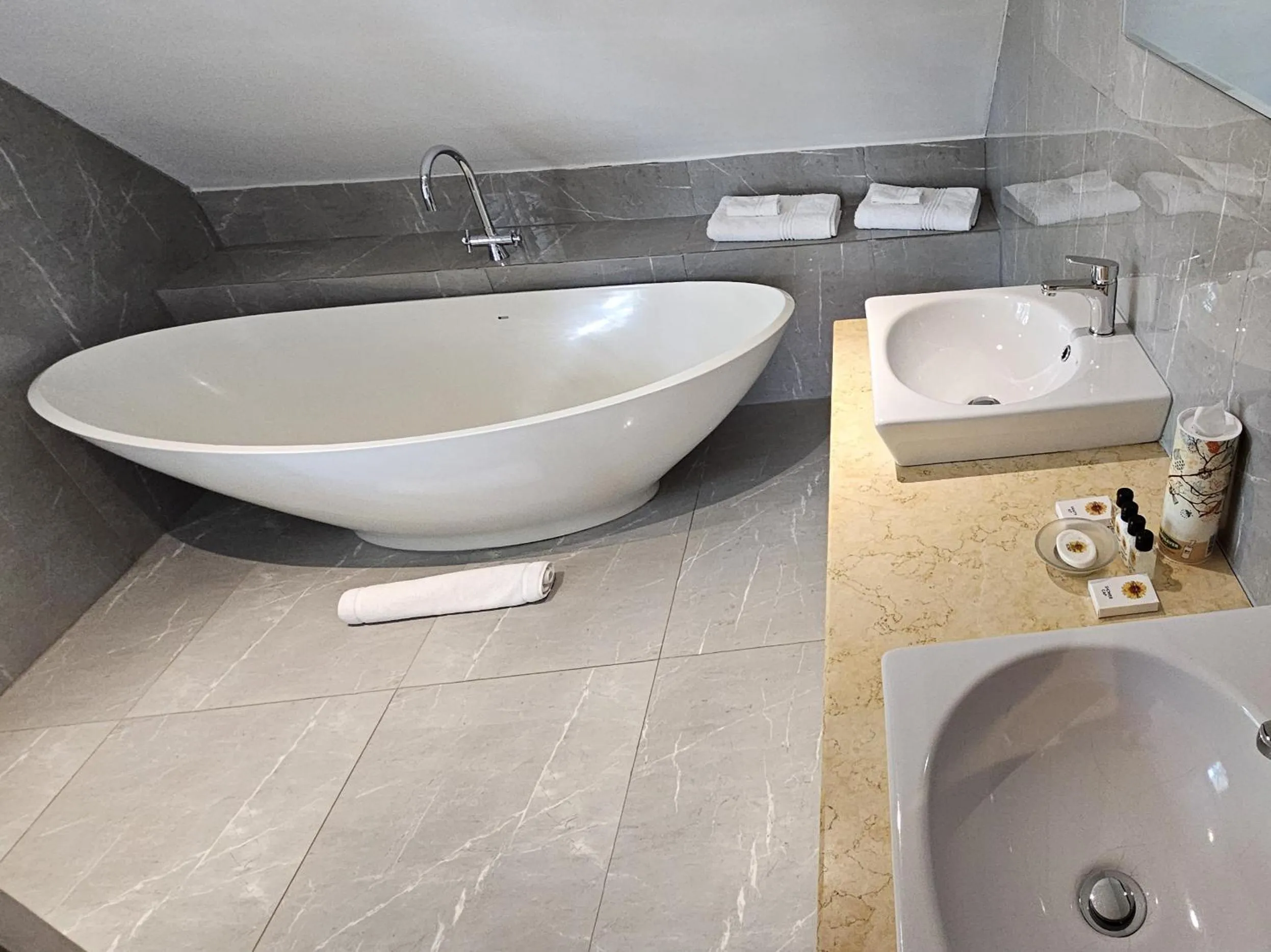 Bathroom in Fleur du Soleil Luxury Guesthouse