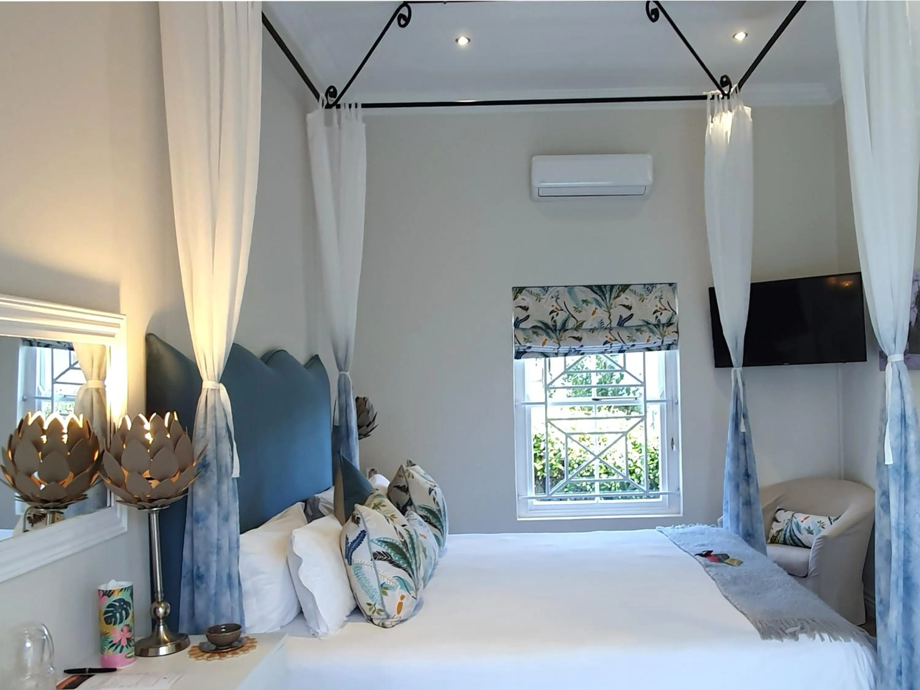 Bed in Fleur du Soleil Luxury Guesthouse