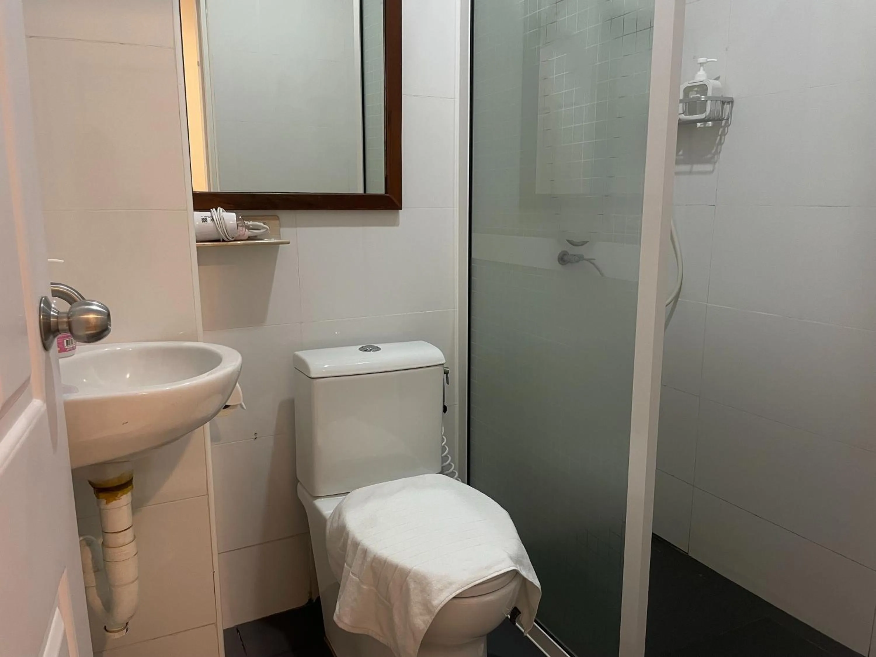 Bathroom in M3 Bangkok Bake & Bed