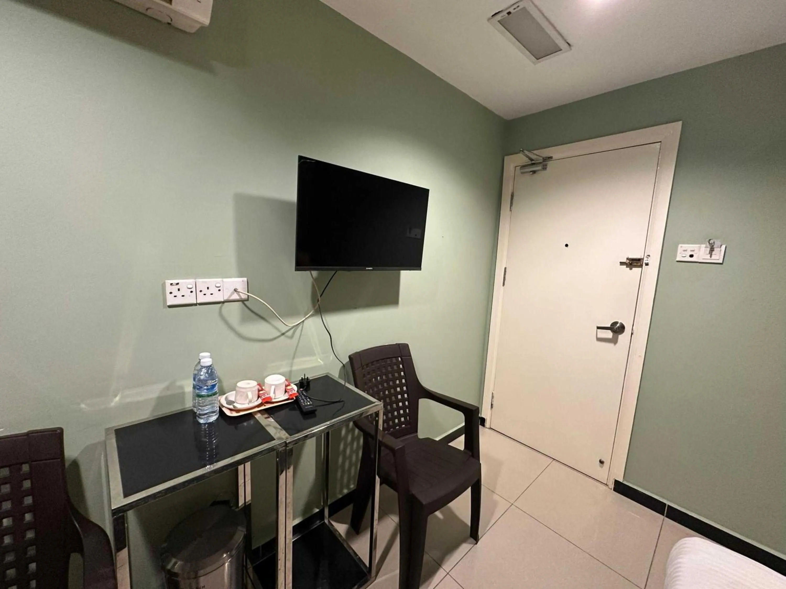 Dining area in Hotel O Rainfield Inn