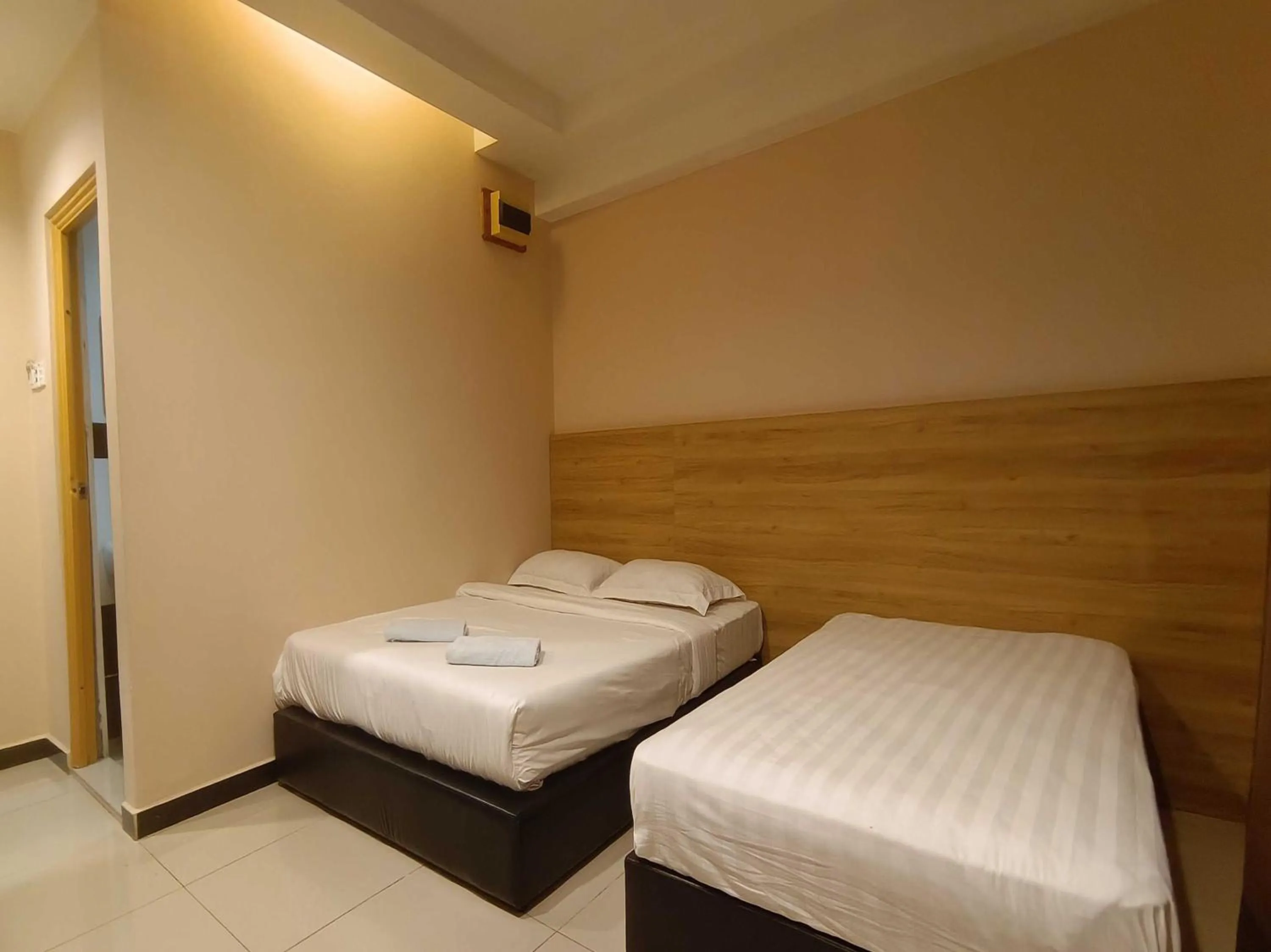 Bedroom, Bed in Hotel O Rainfield Inn