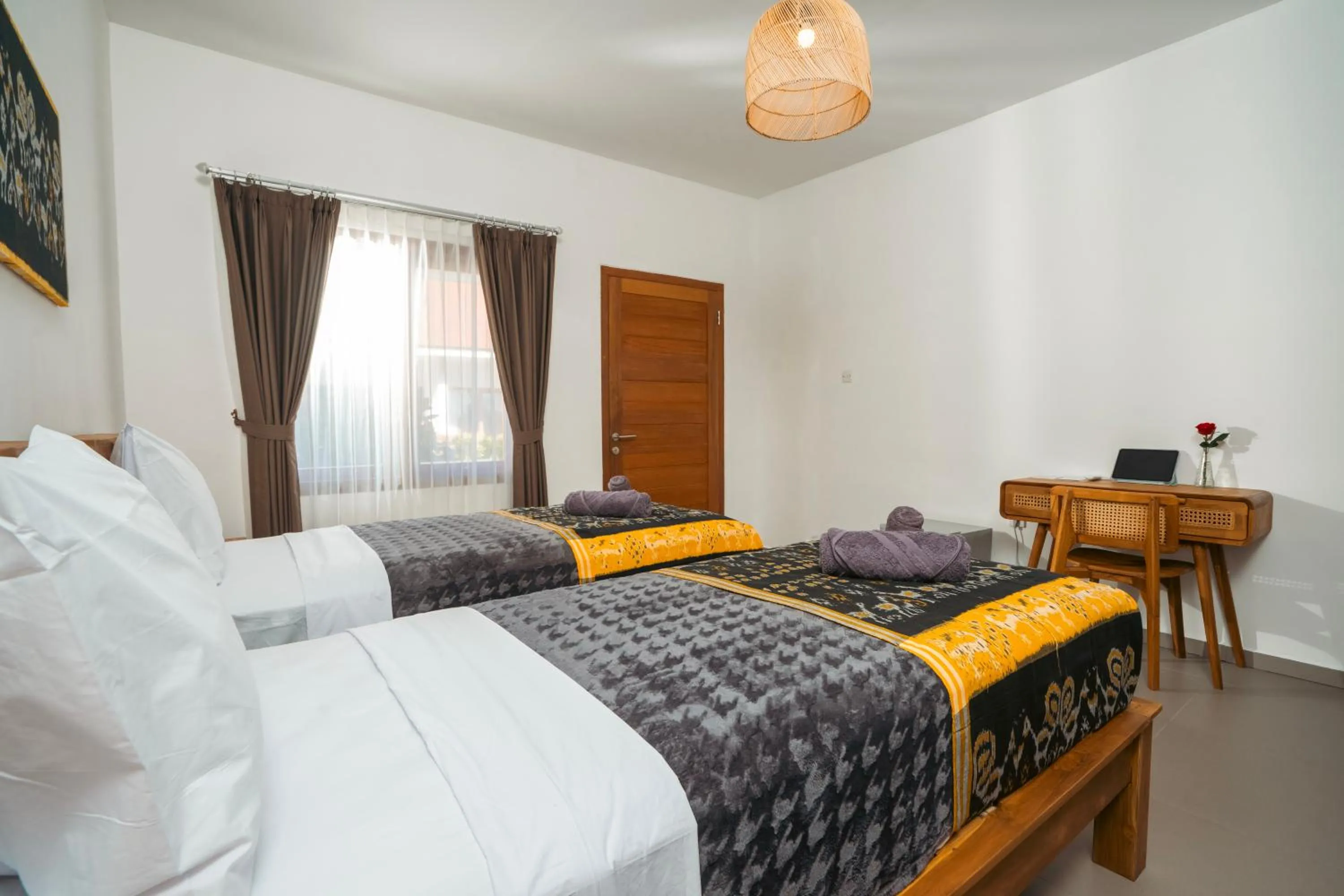 Bed in Zena Surf Suite