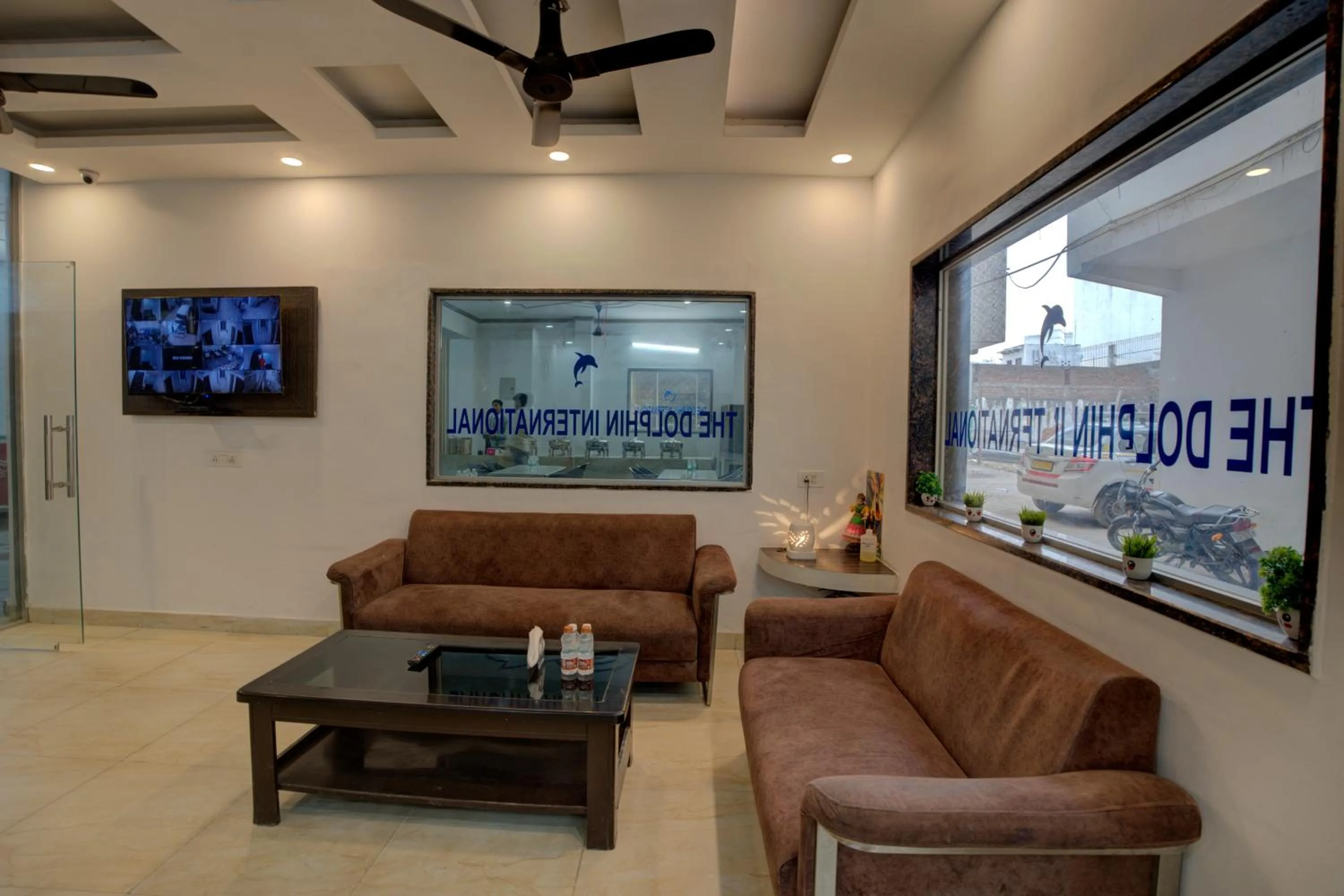 Seating area in Hotel Dolphin at Delhi Airport