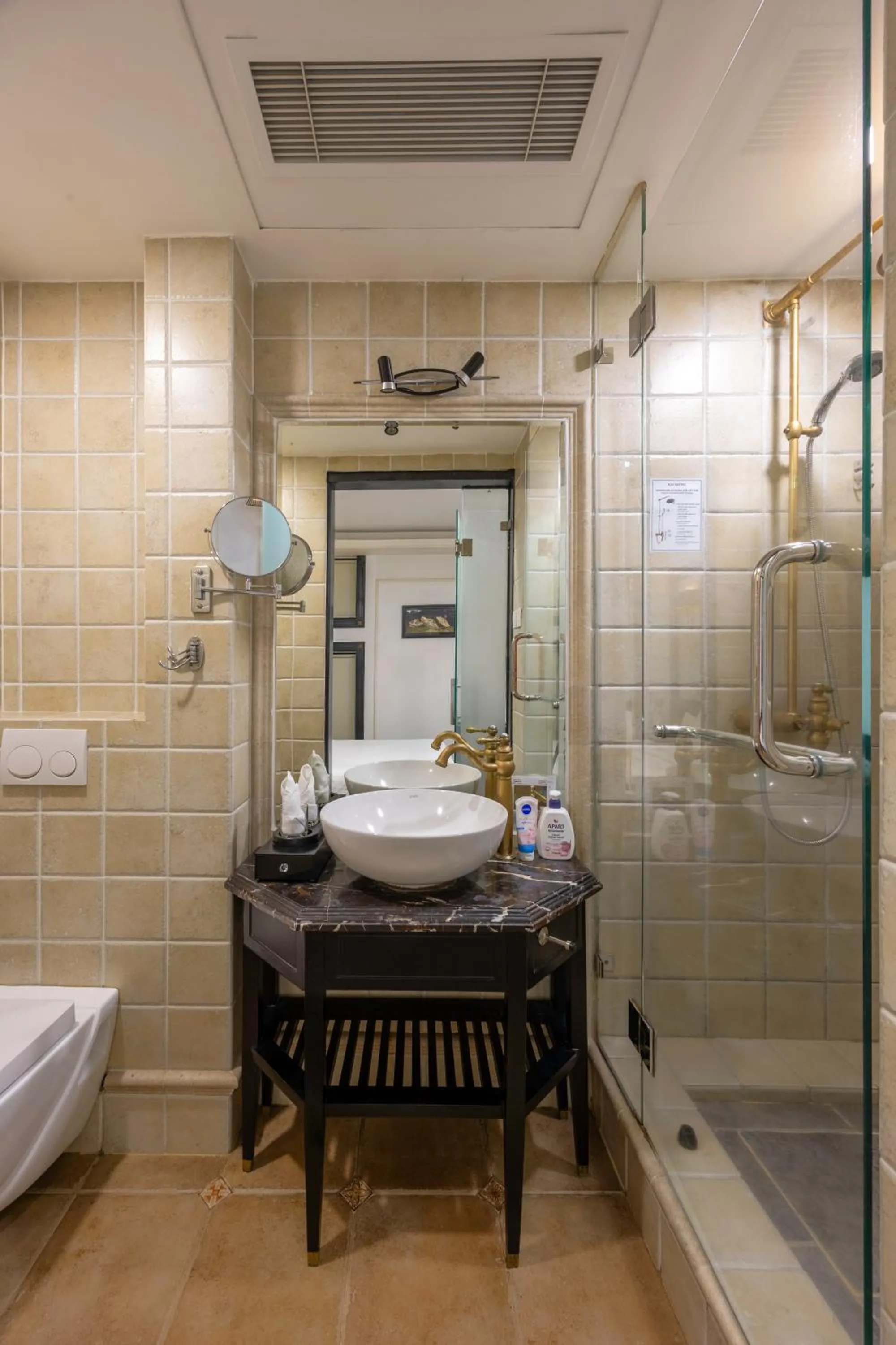 A25 Hotel - 06 Trương Định