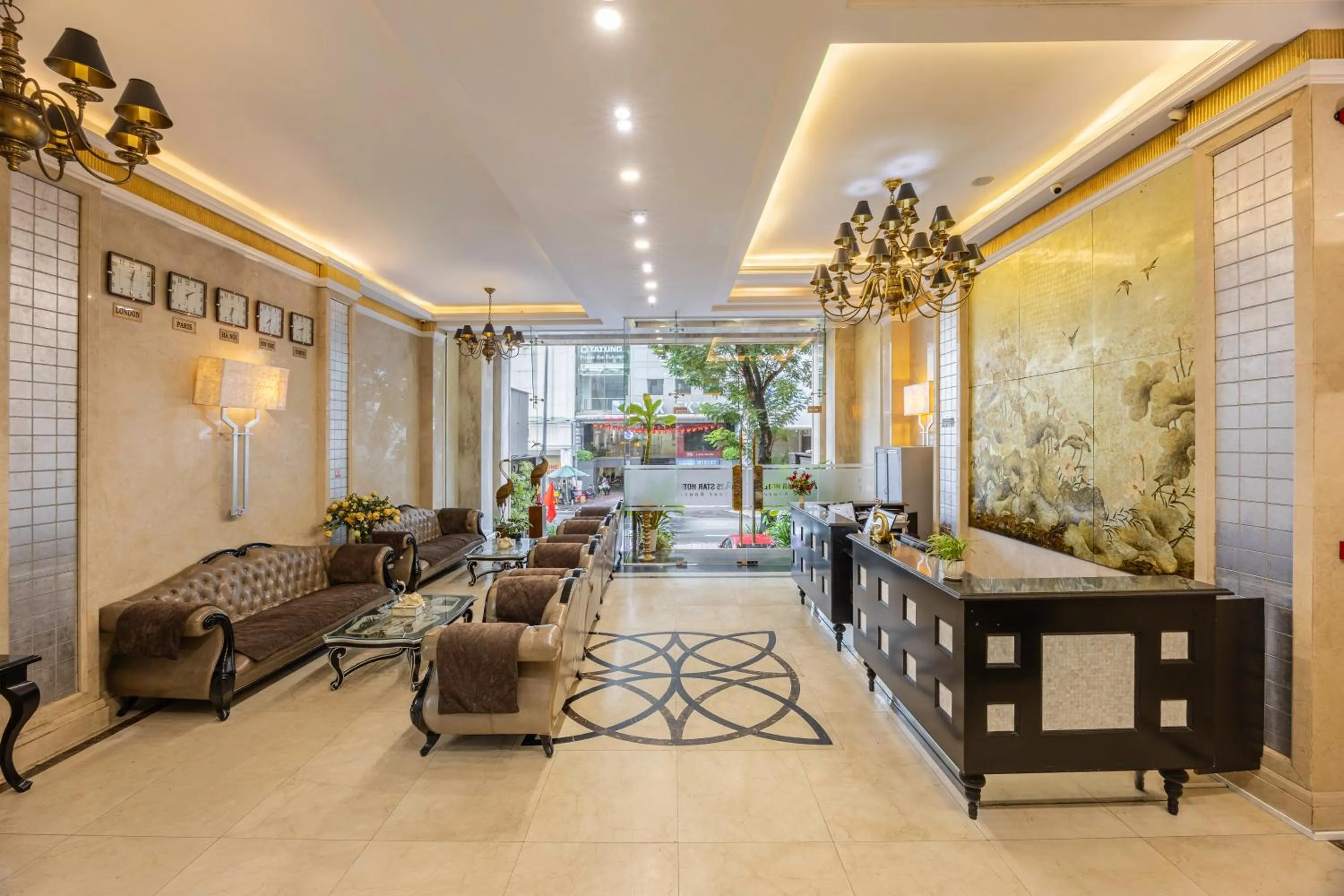 A25 Hotel - 06 Trương Định