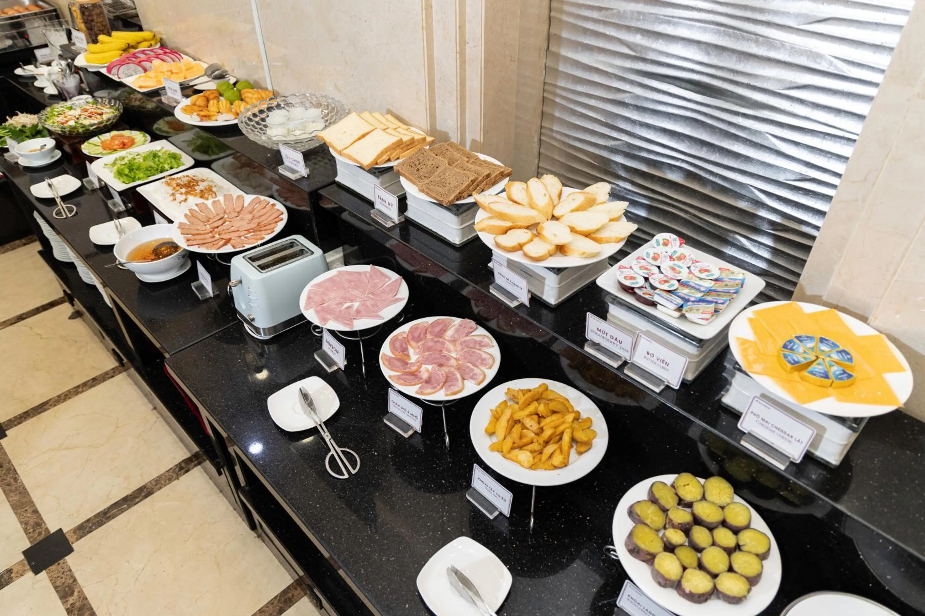 A25 Hotel - 06 Trương Định