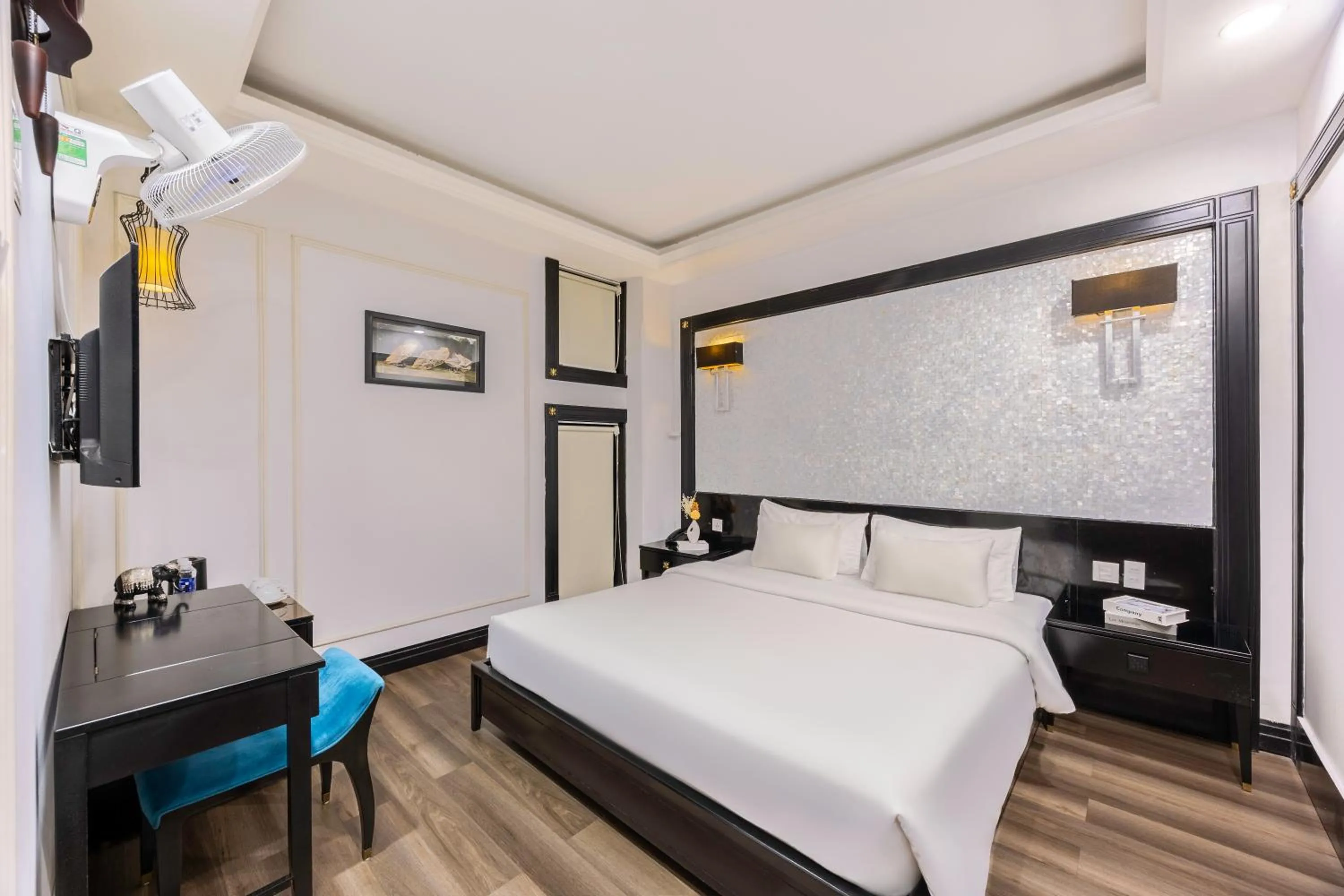 Bed in A25 Hotel - 06 Trương Định