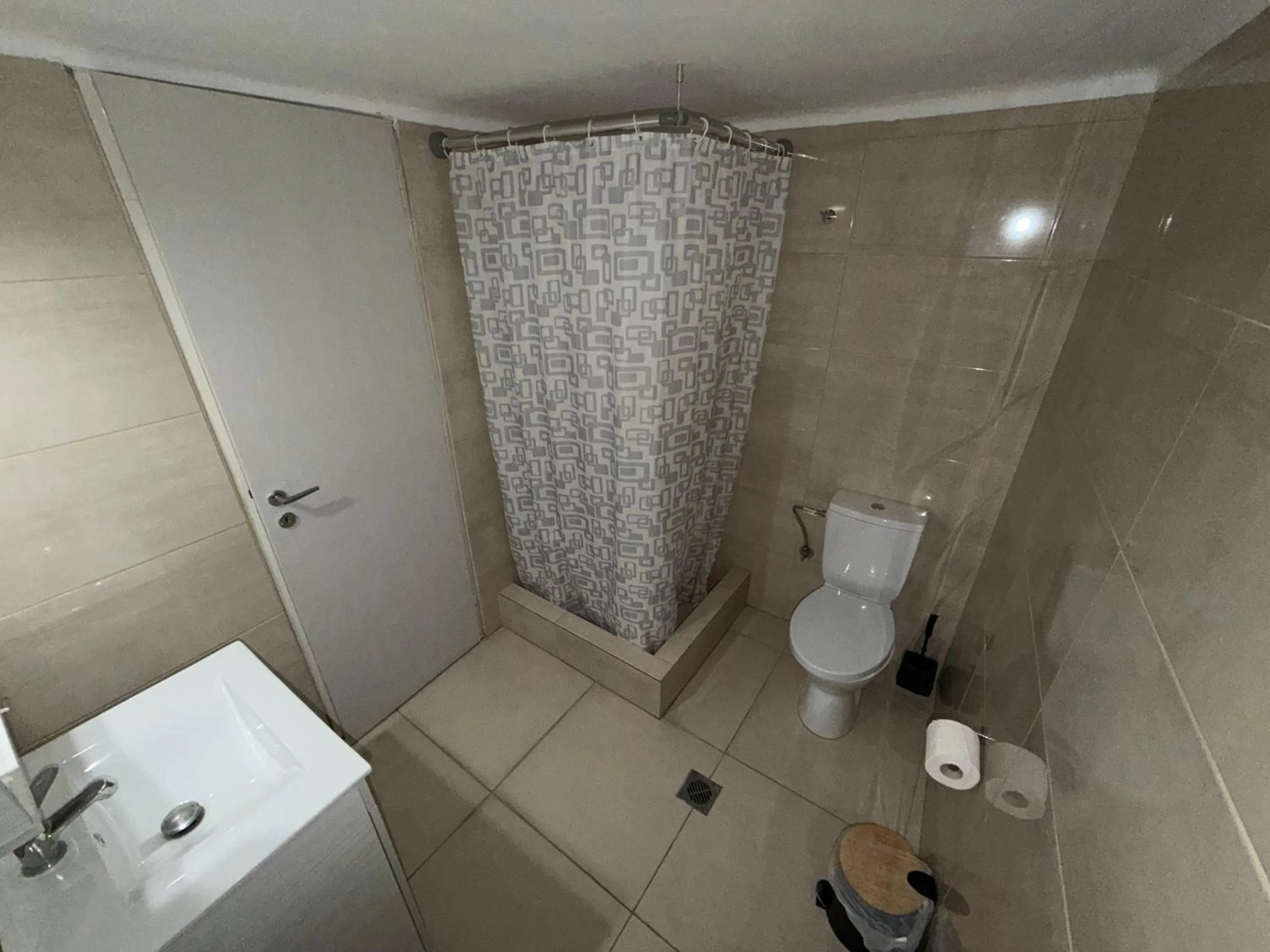 Shower in Cavo D' Oro