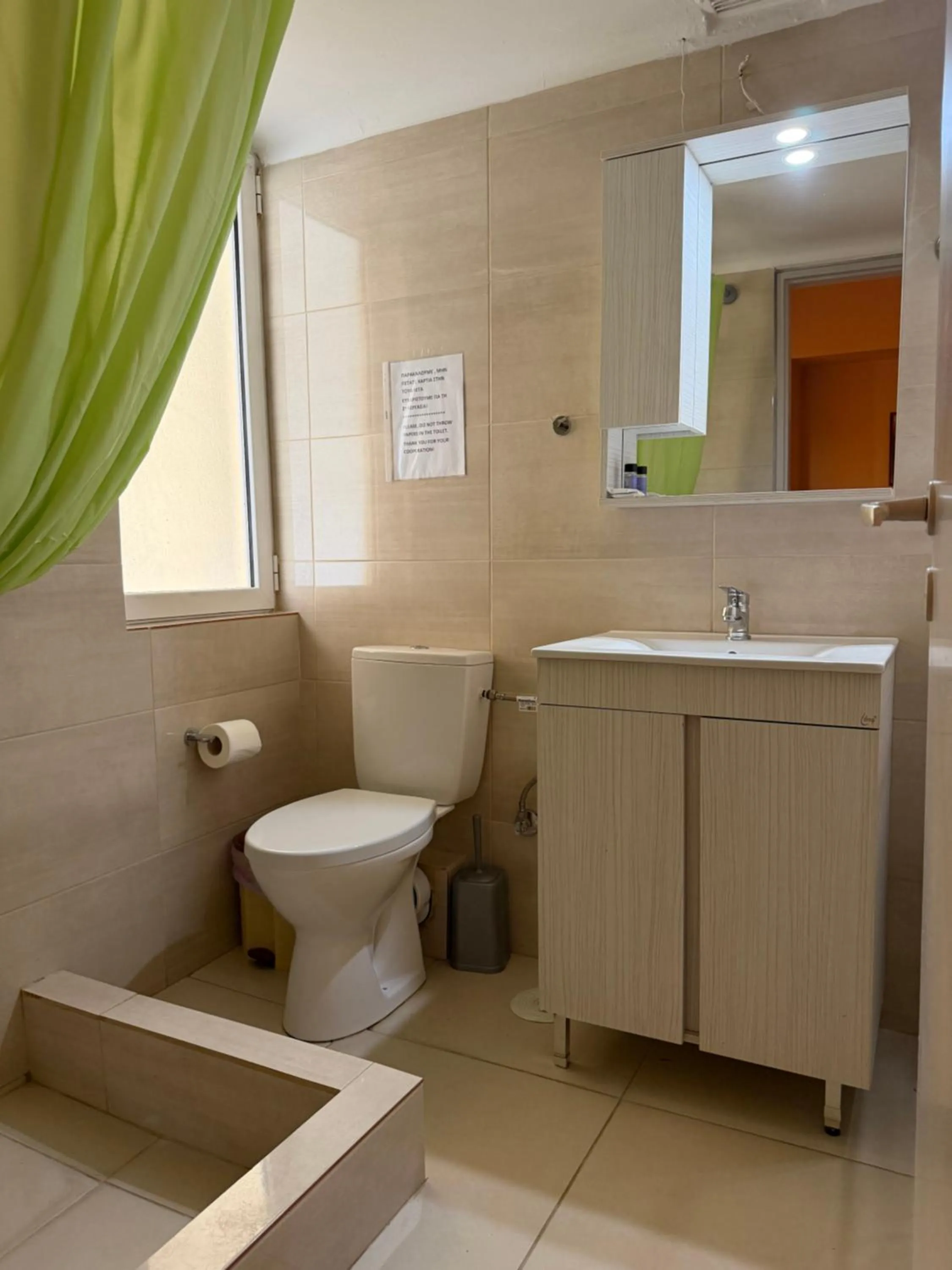 Shower in Cavo D' Oro