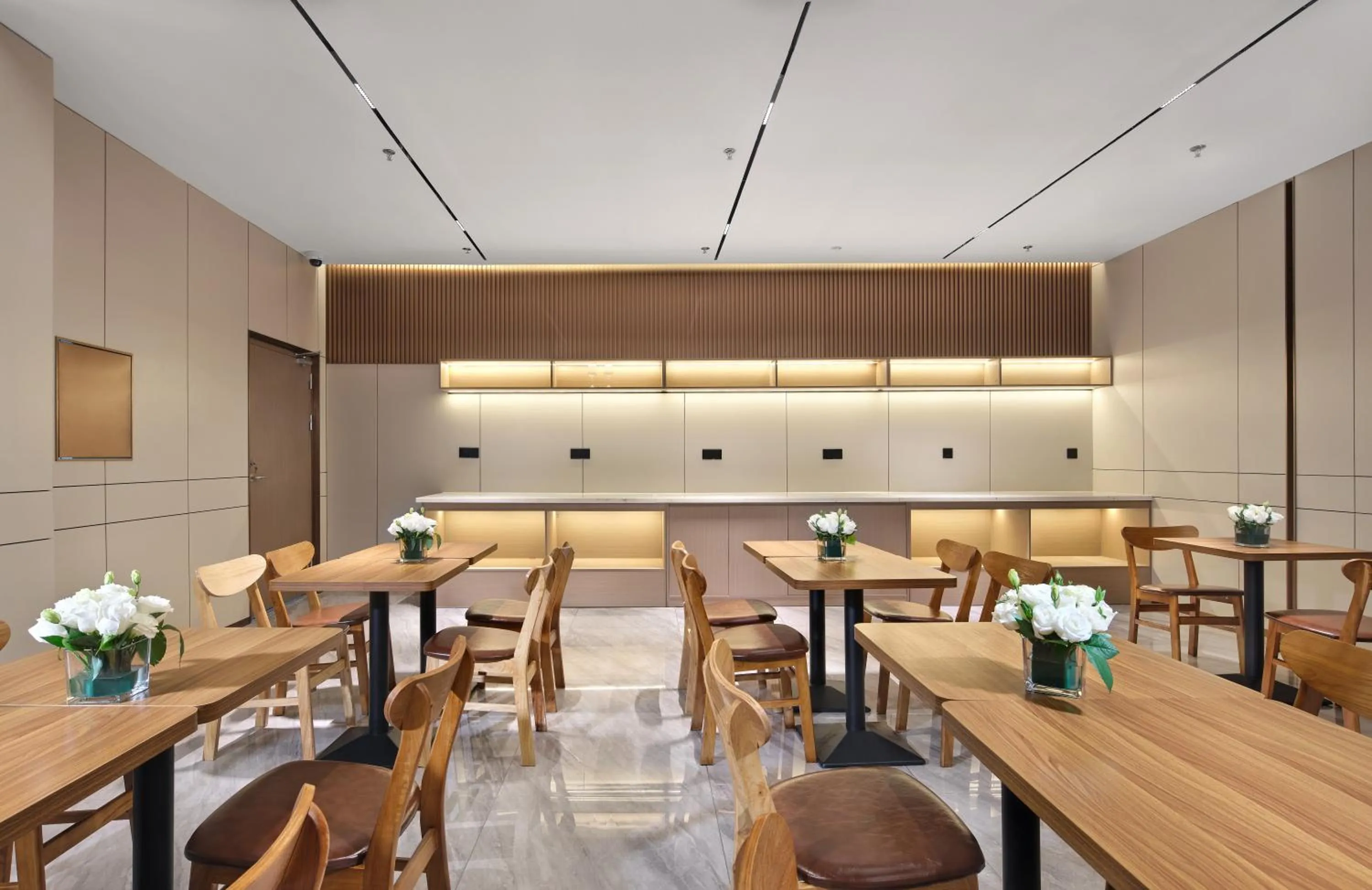 Restaurant/places to eat in Jinglai Zhenxuan Shanghai Tongji Hospital Xincun Road Subway Station Hotel