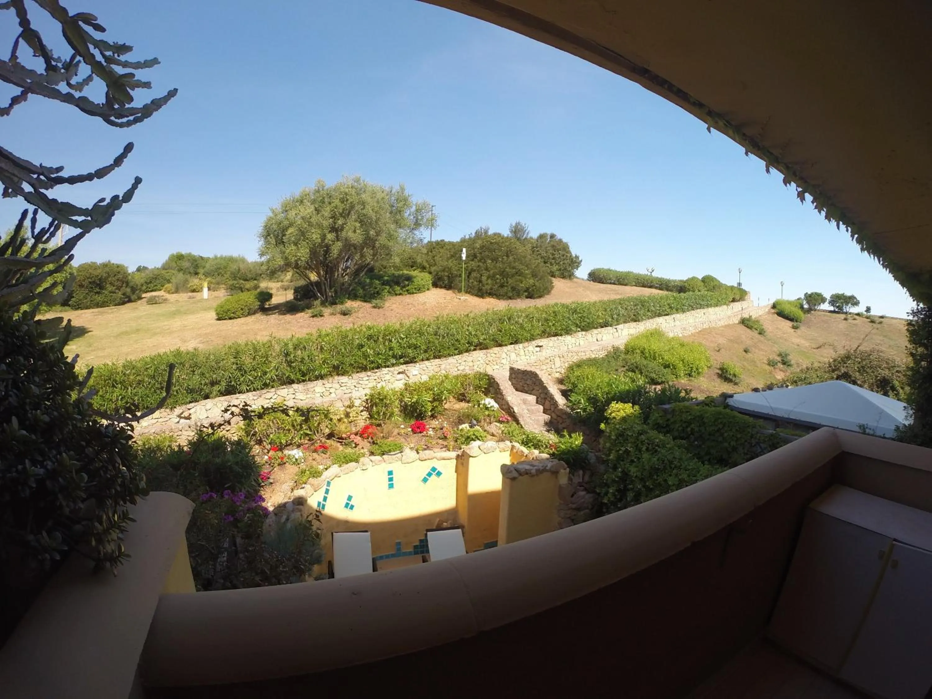 Garden view in Luxury Apartment Sardegna