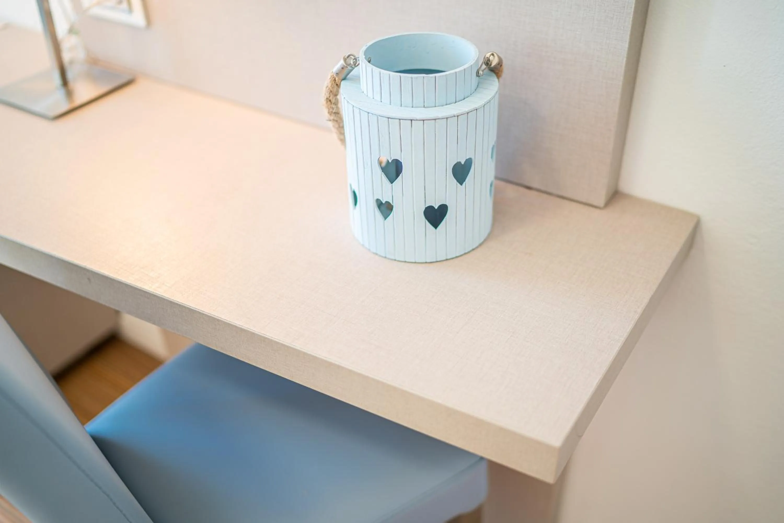 Decorative detail in Hotel Astor