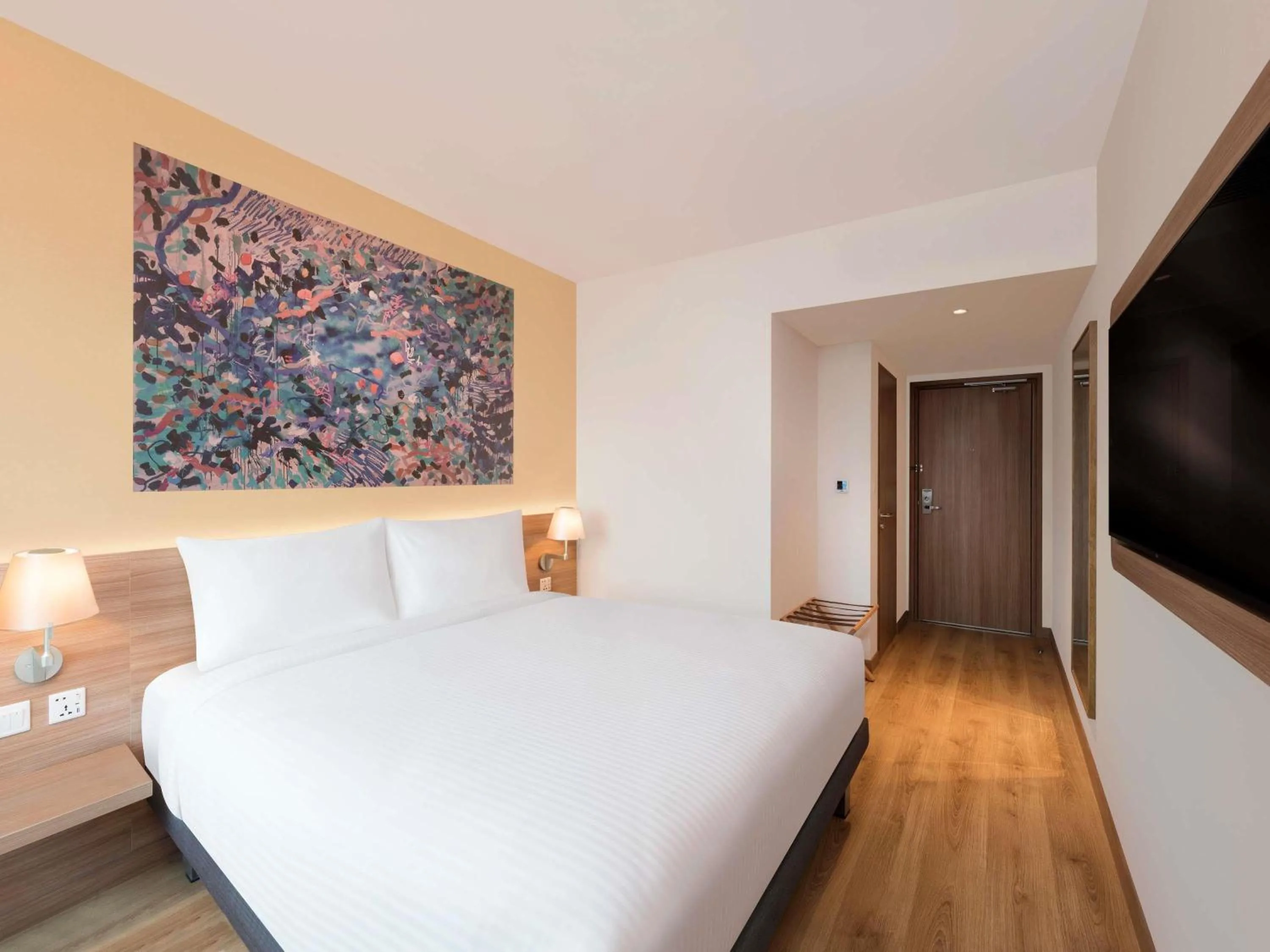 Bedroom, Bed in ibis Mumbai BKC