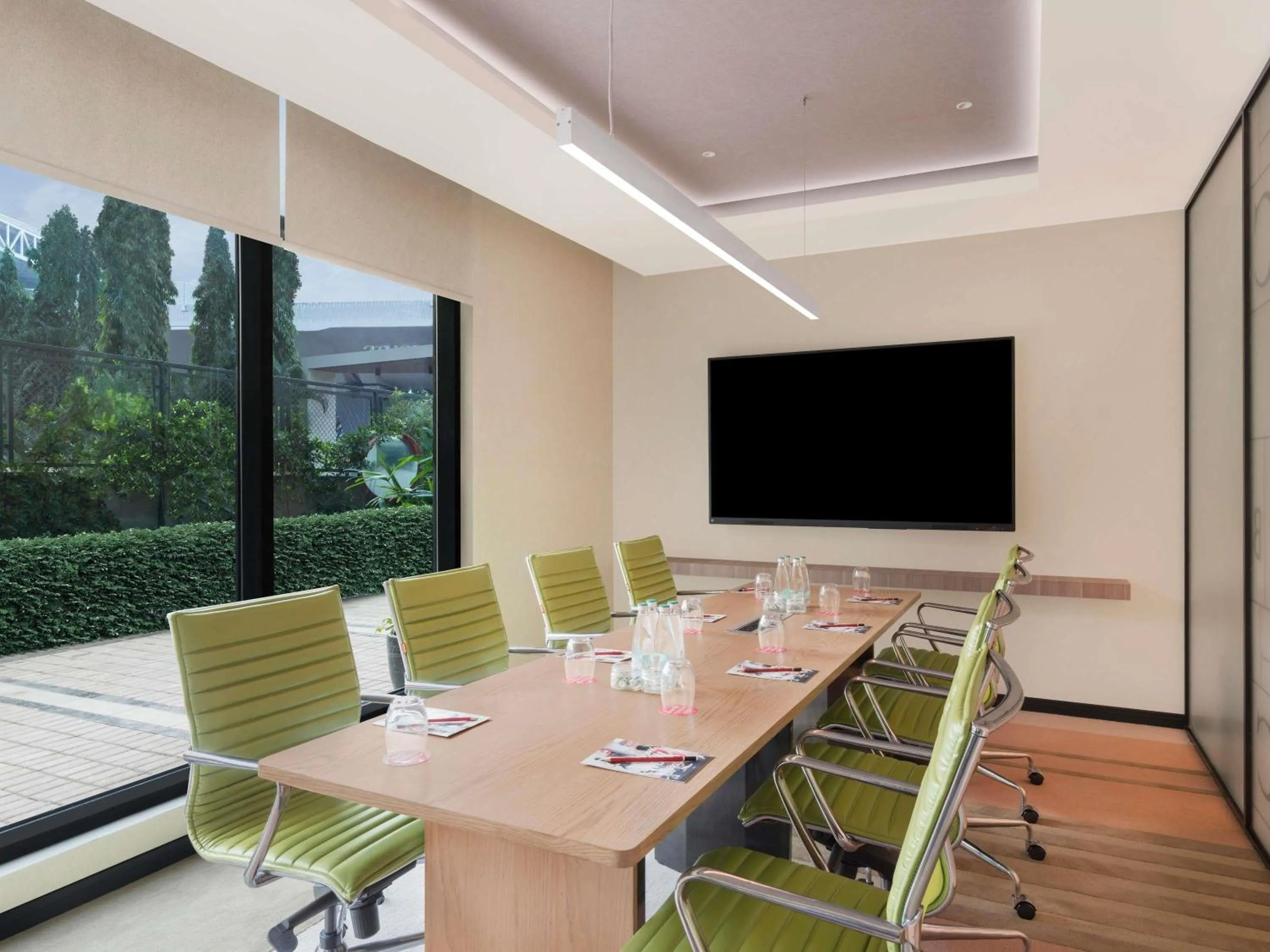 Meeting/conference room in ibis Mumbai BKC