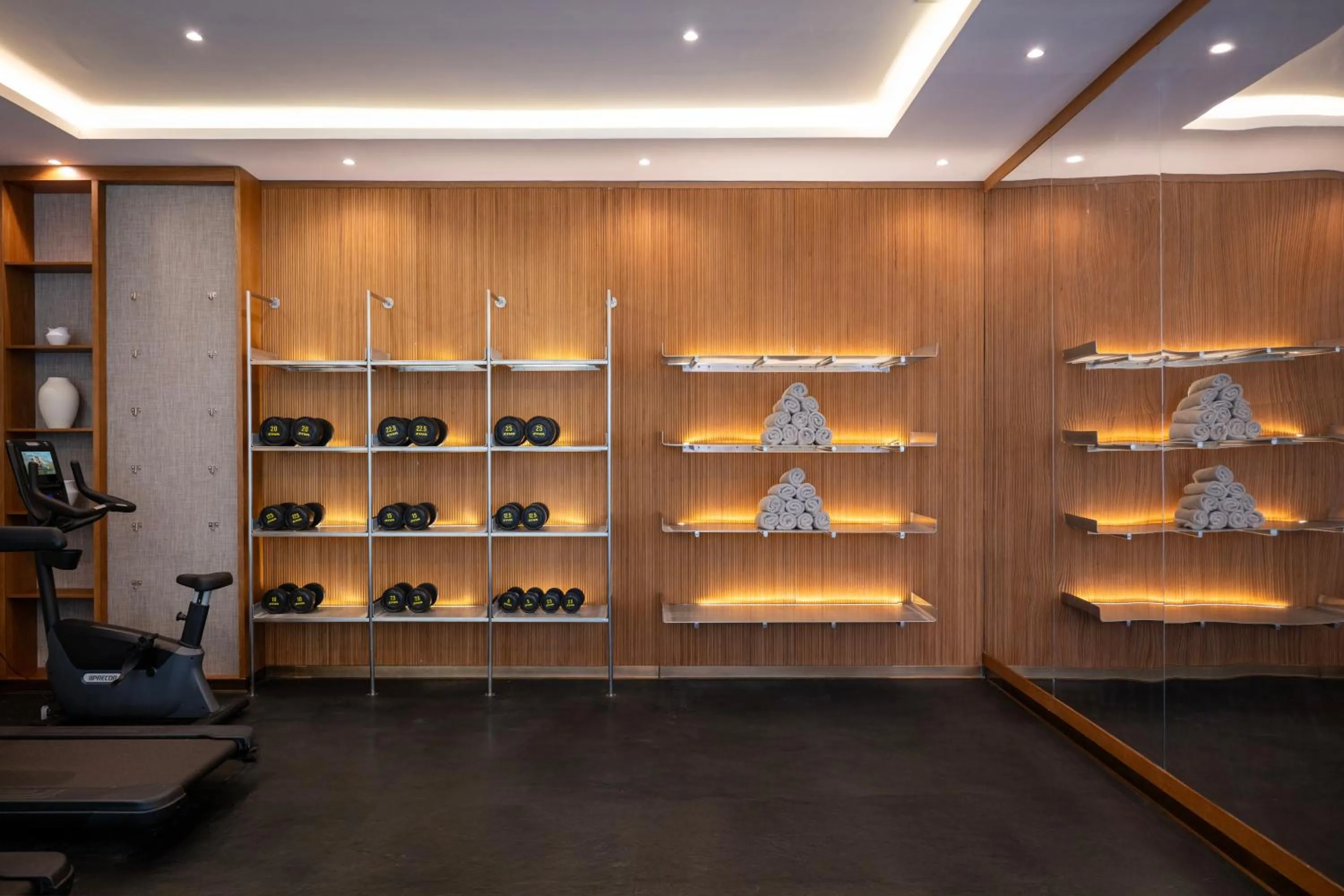 Fitness centre/facilities in Mercure Hotel Khamis Mushait by Accor