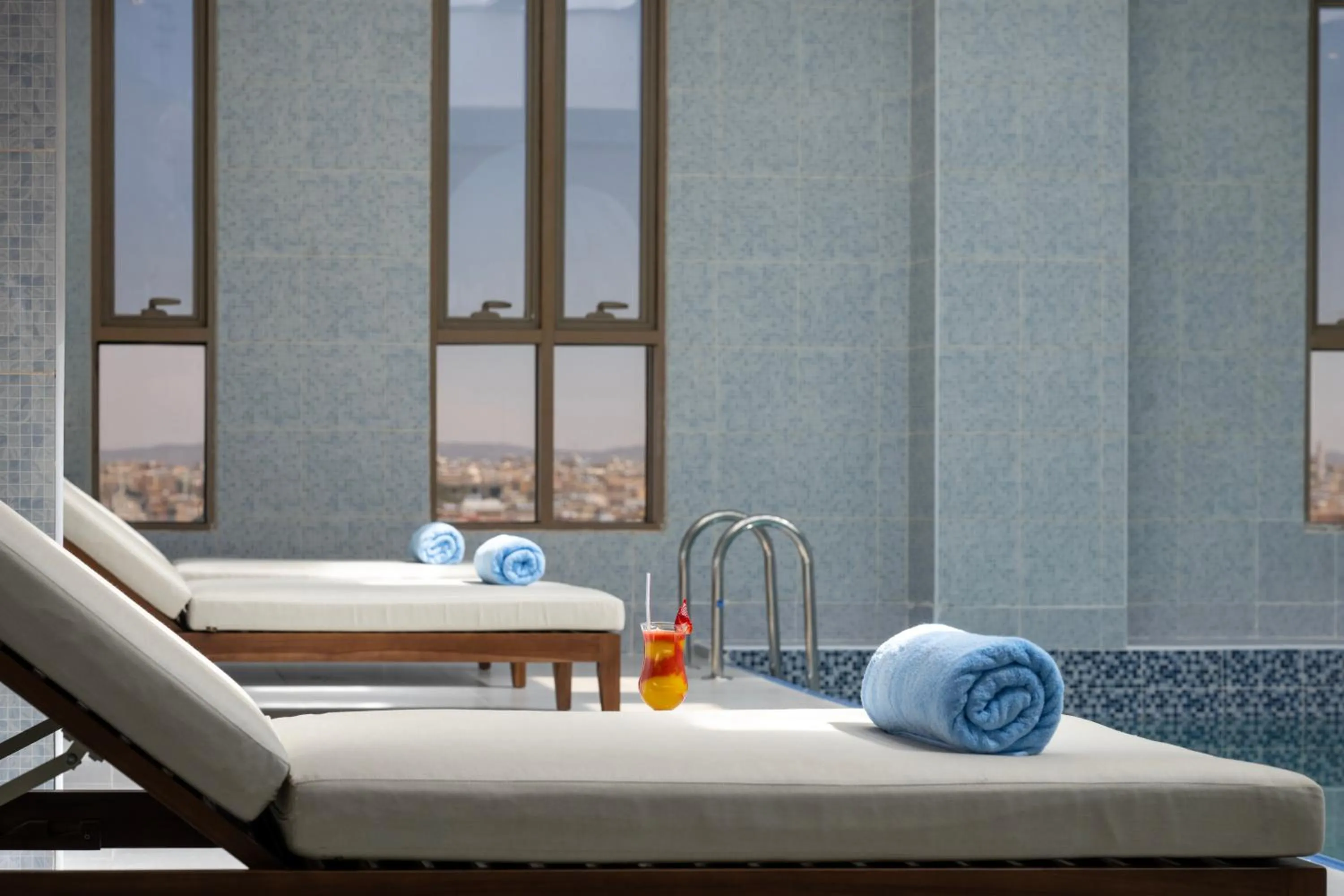 Swimming pool in Mercure Hotel Khamis Mushait by Accor