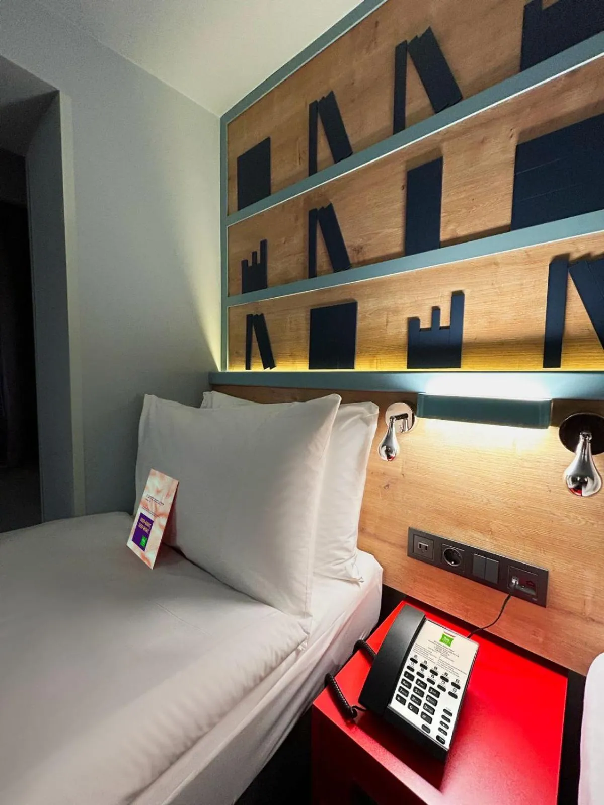 Bed in ibis Styles Ankara