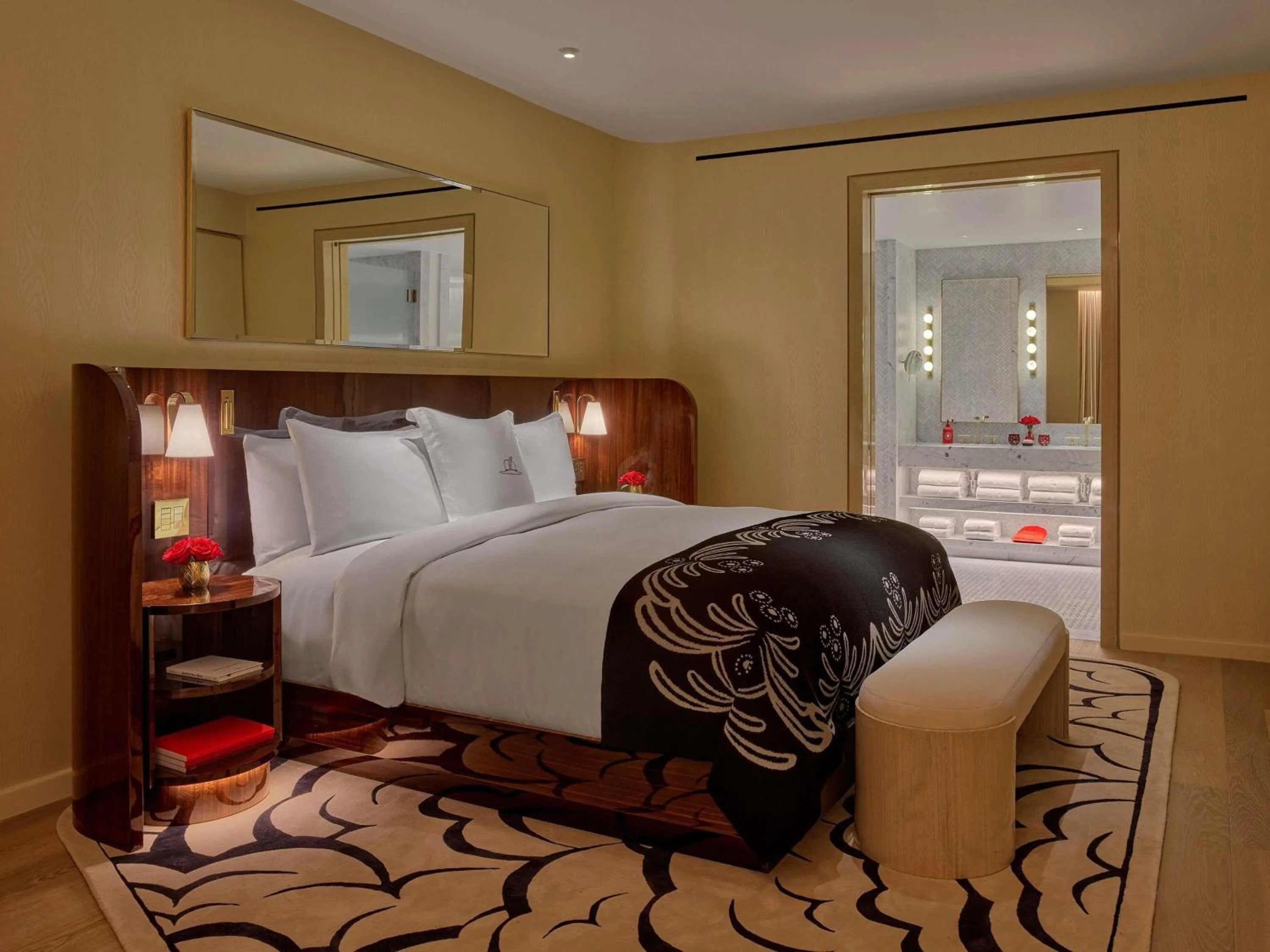 Bedroom, Bed in Faena New York