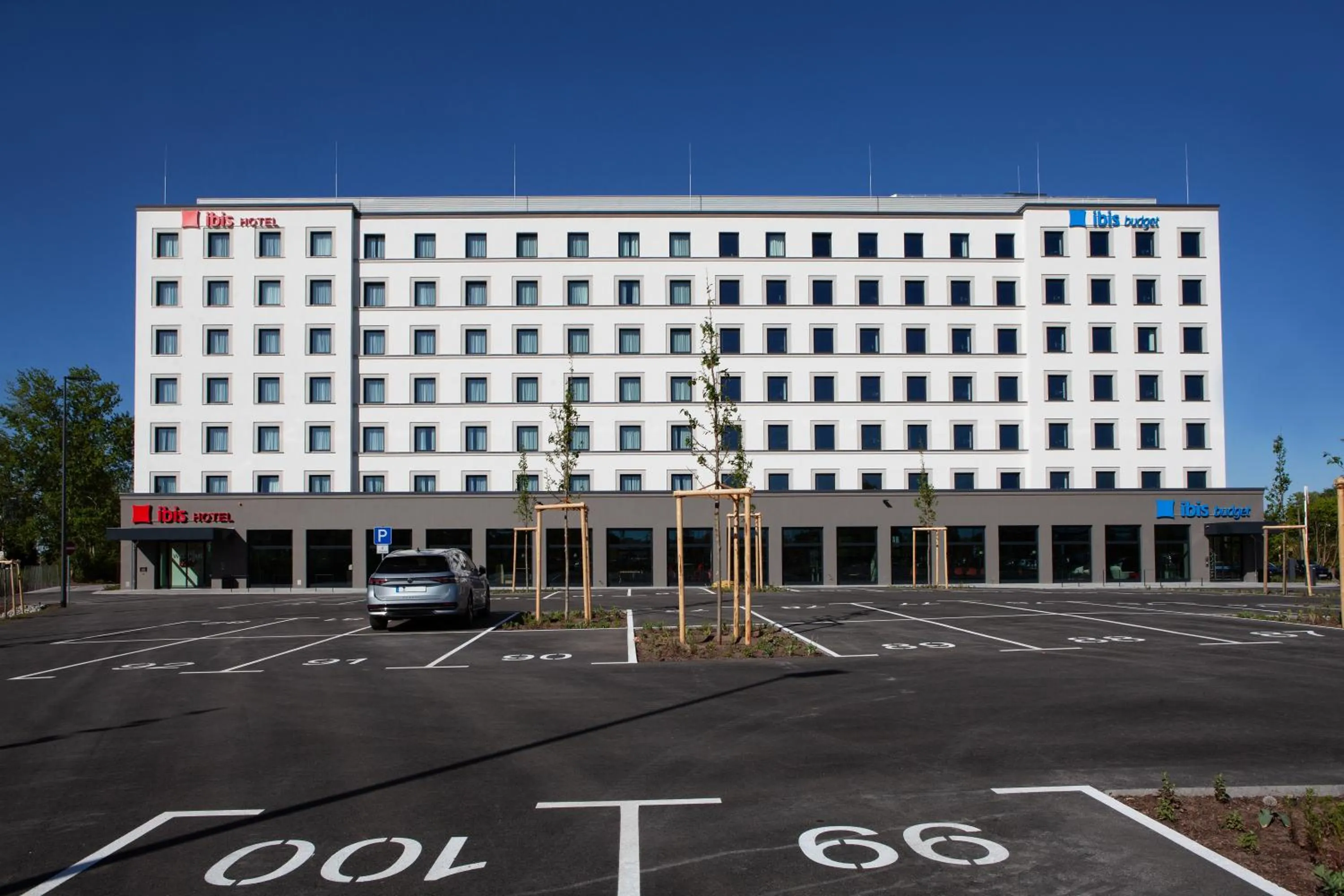 Property building in ibis budget Hotel Berlin Airport