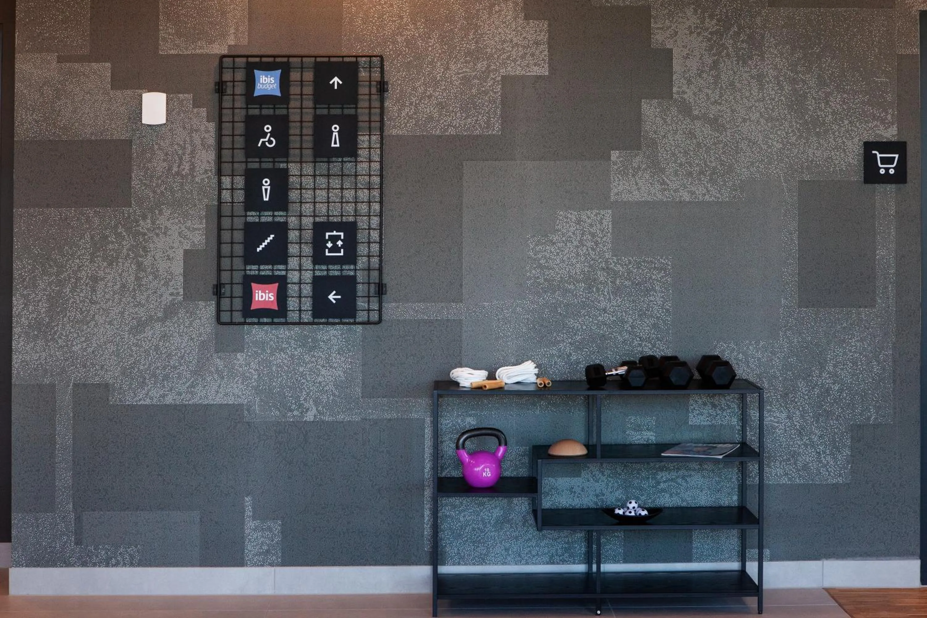 Fitness centre/facilities in ibis budget Hotel Berlin Airport