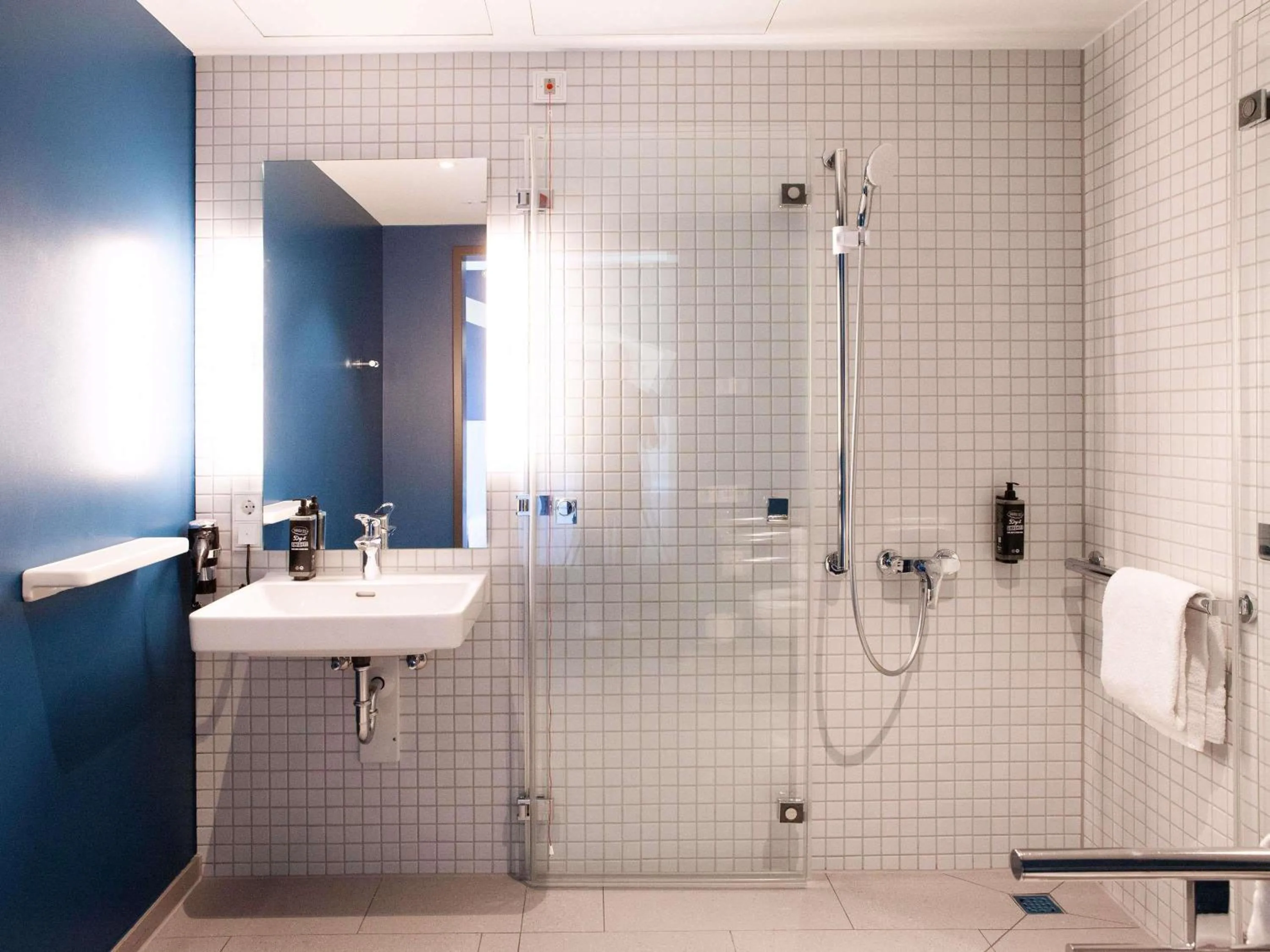 Bedroom in ibis budget Hotel Berlin Airport