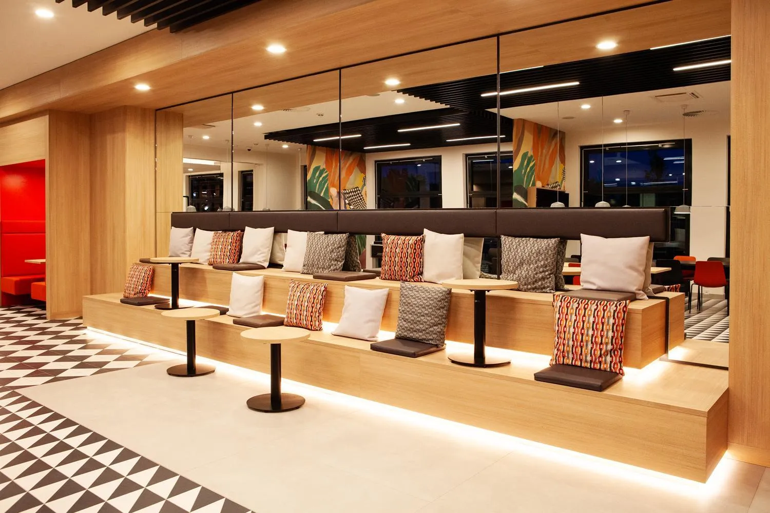 Seating area in ibis budget Hotel Berlin Airport