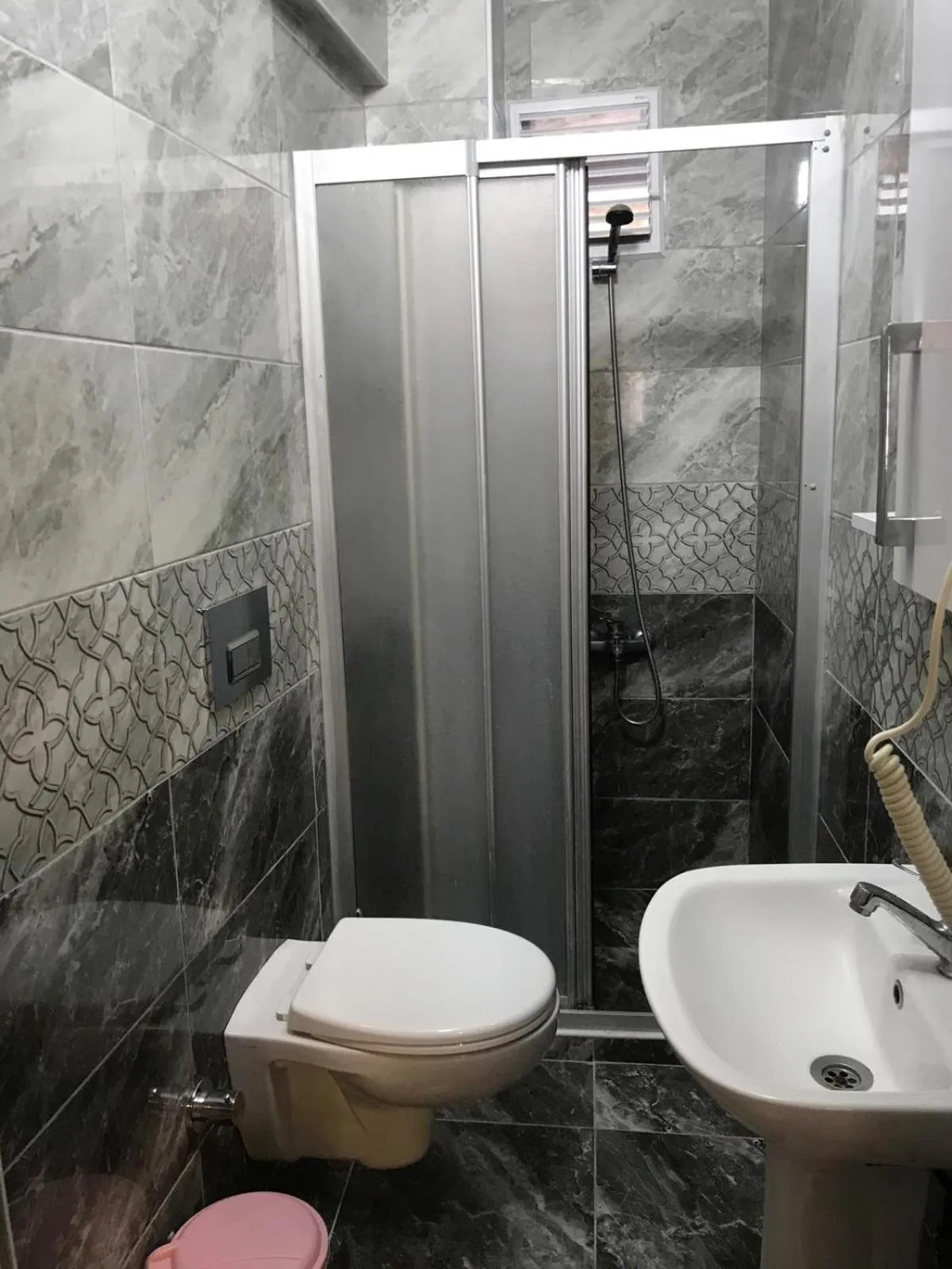 Shower in Istanbul Hotel&Guesthouse