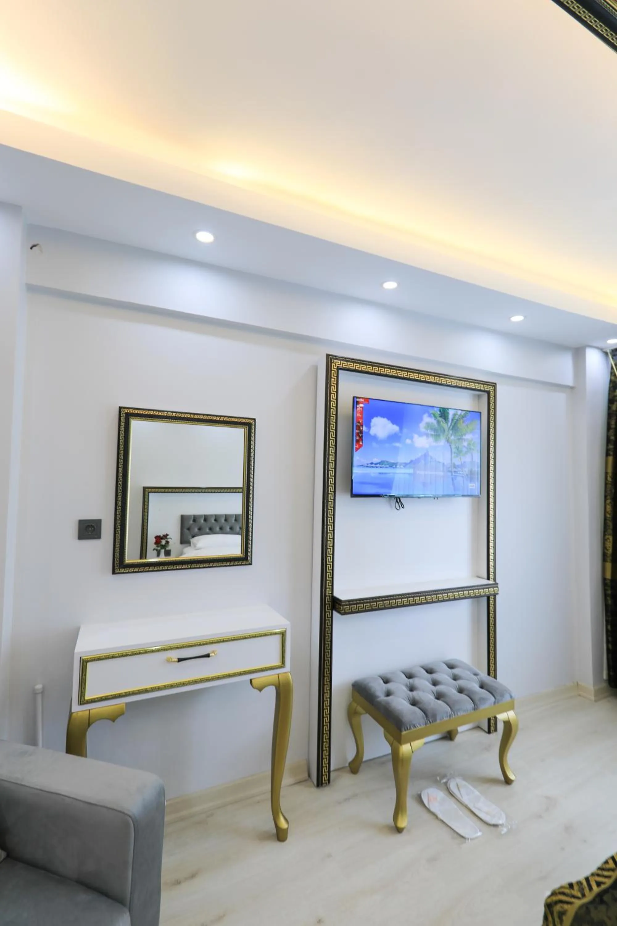 TV and multimedia in Istanbul Hotel&Guesthouse