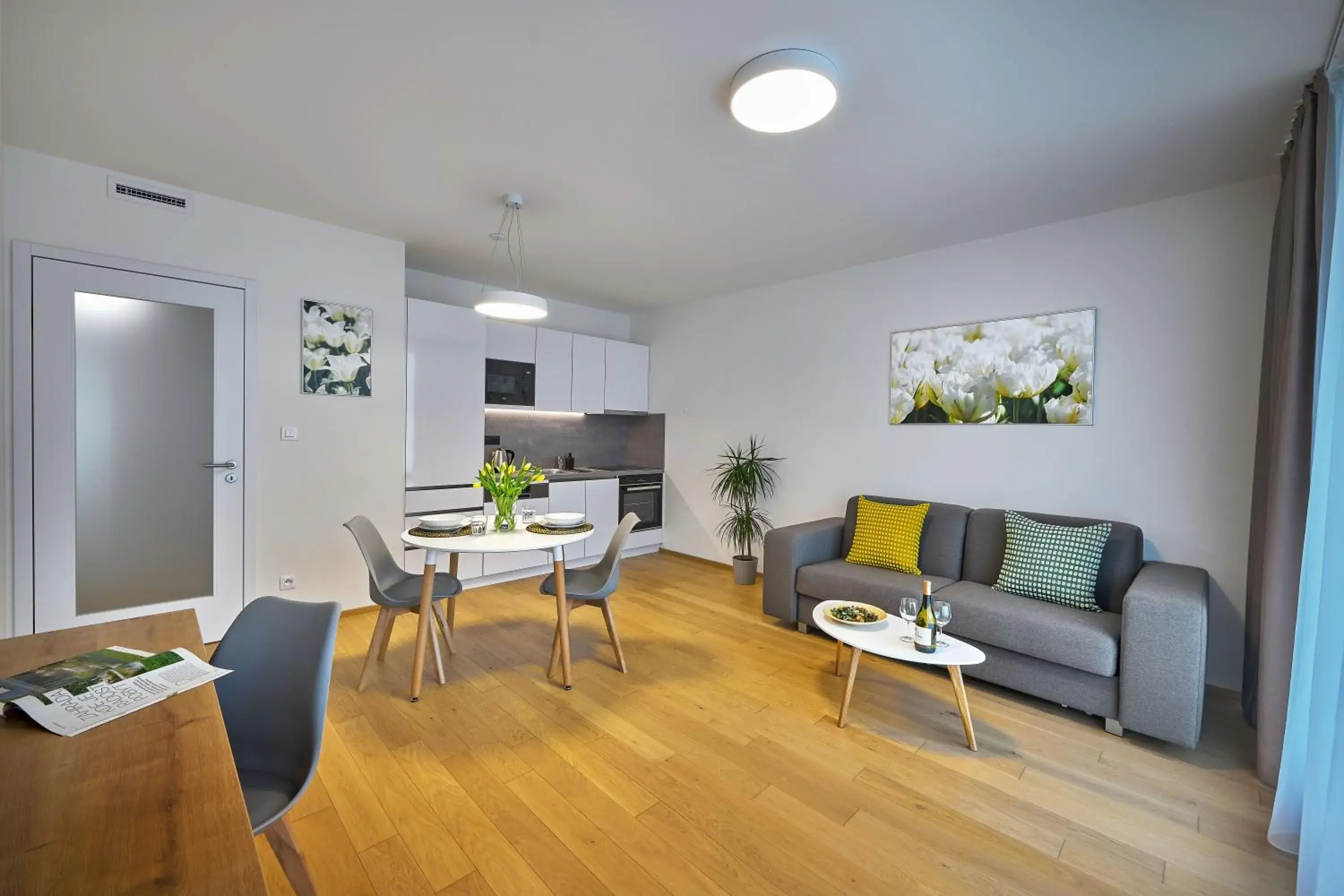 One-Bedroom Apartment with Balcony in DownTown Suites Andel One-Bedroom Apartment with Balcony in DownTown Suites Andel