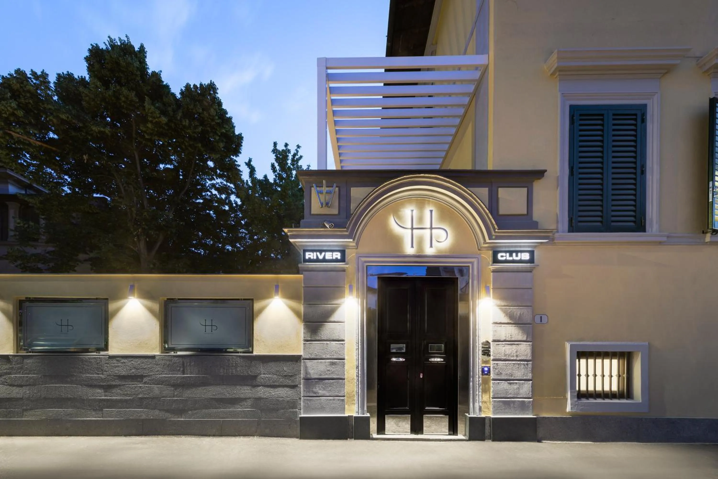 Property building in LHP River Club