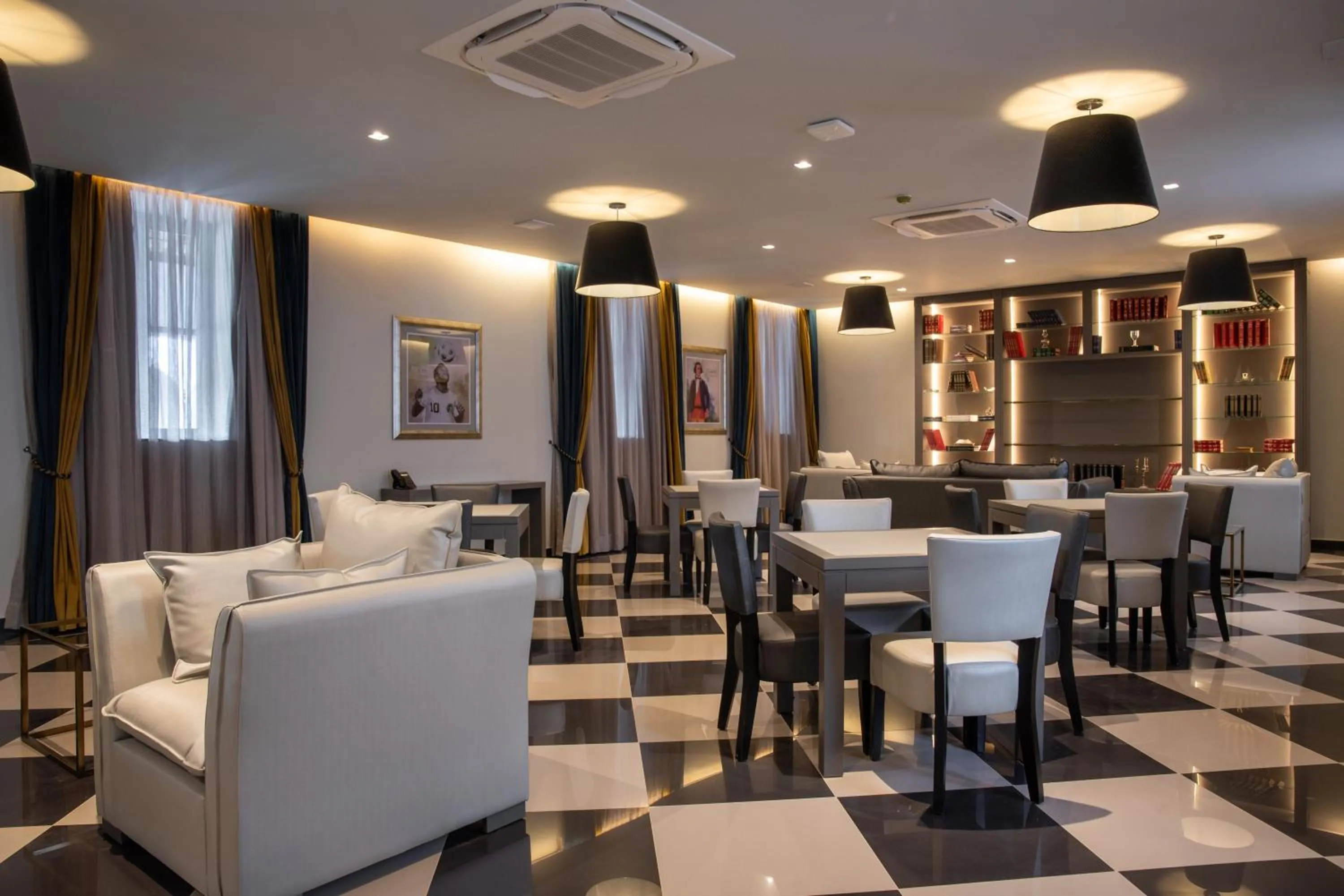 Library in Vila Galé Collection Ouro Preto