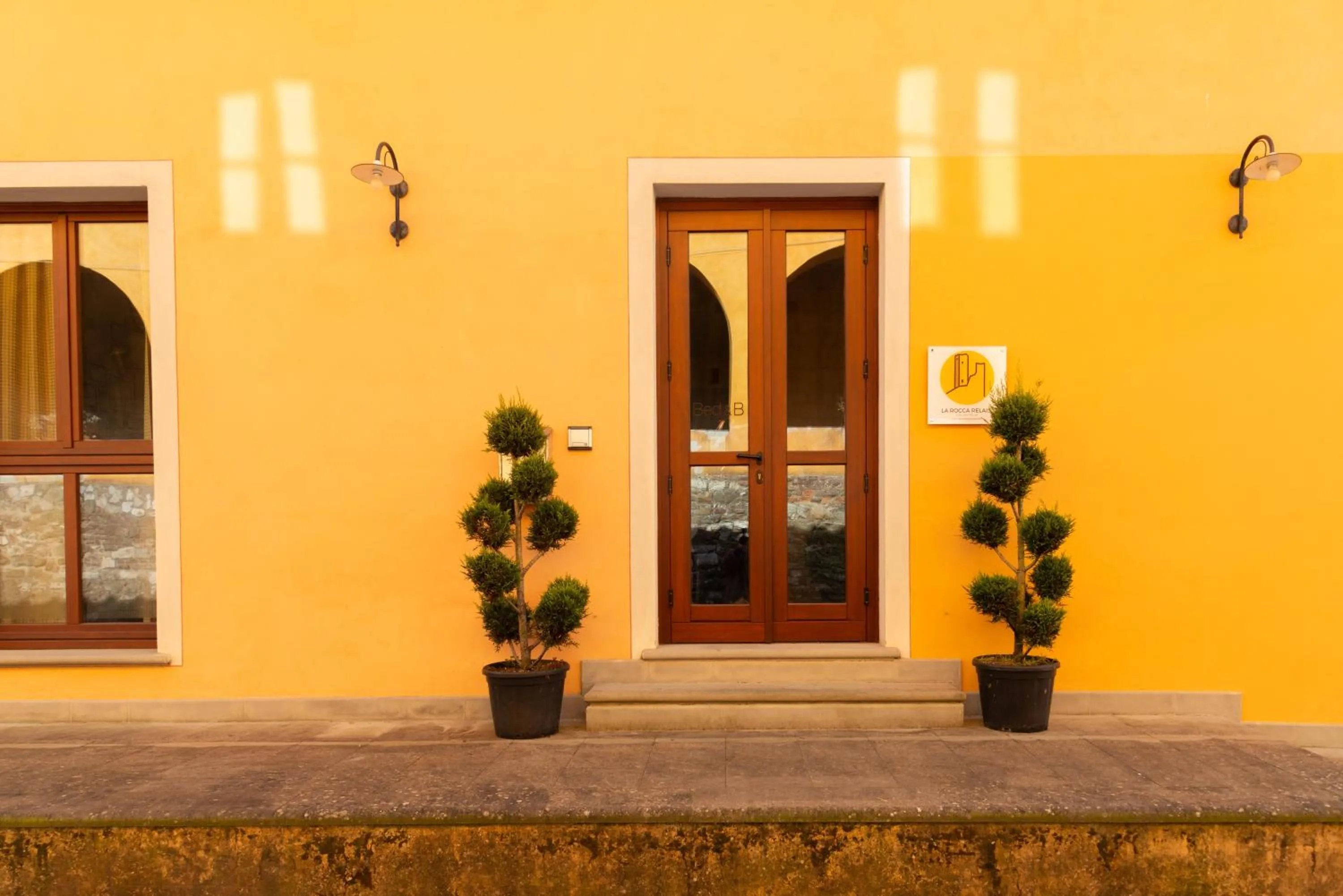 Facade/entrance in La Rocca Relais